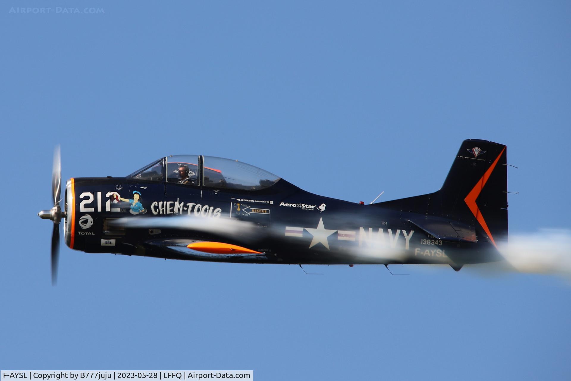 F-AYSL, 1955 North American T-28B Trojan C/N 200-414, Ferté Alais 2023