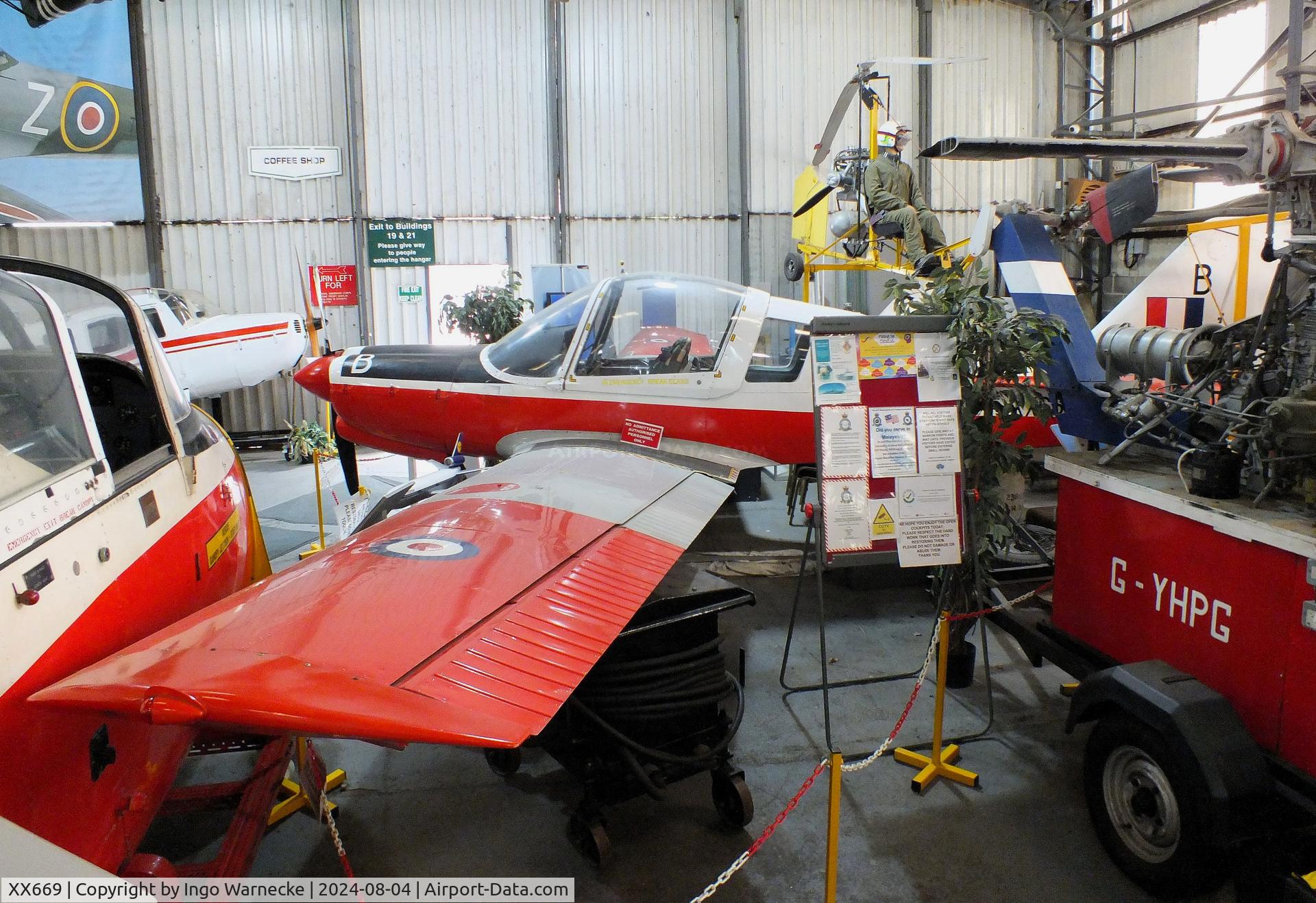 XX669, 1975 Scottish Aviation Bulldog T.1 C/N BH.120/327, Scottish Aviation Bulldog T1 at the Aeroventure South Yorkshire Aircraft Museum, Doncaster