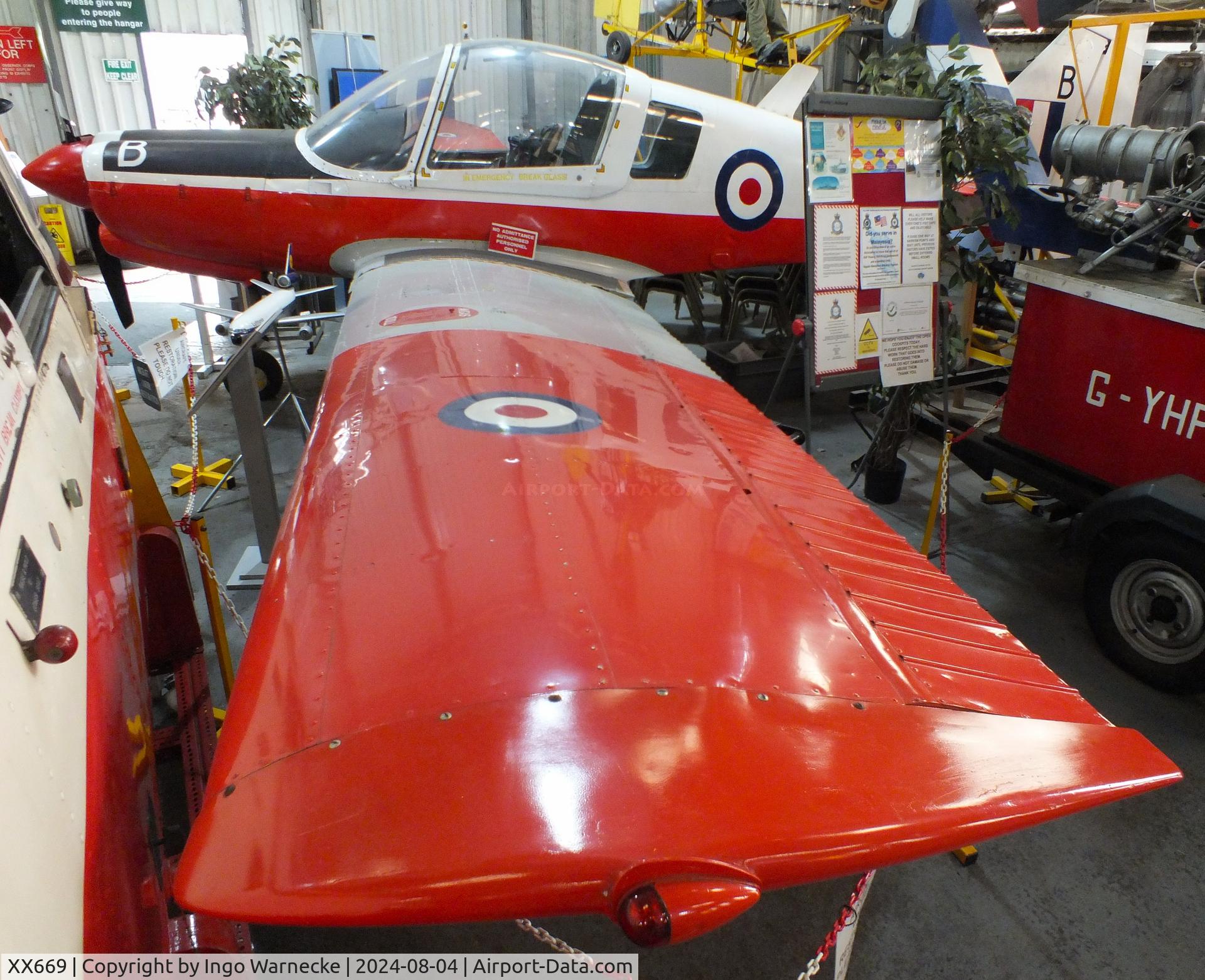 XX669, 1975 Scottish Aviation Bulldog T.1 C/N BH.120/327, Scottish Aviation Bulldog T1 at the Aeroventure South Yorkshire Aircraft Museum, Doncaster