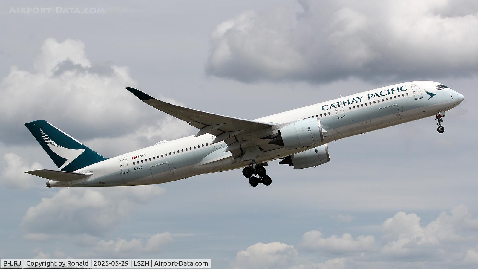 B-LRJ, 2016 Airbus A350-941 C/N 061, at zrh