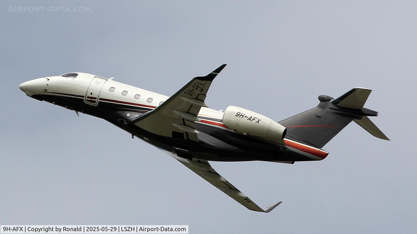 9H-AFX, 2015 Embraer EMB-550 Legacy 500 C/N 55000028, at zrh