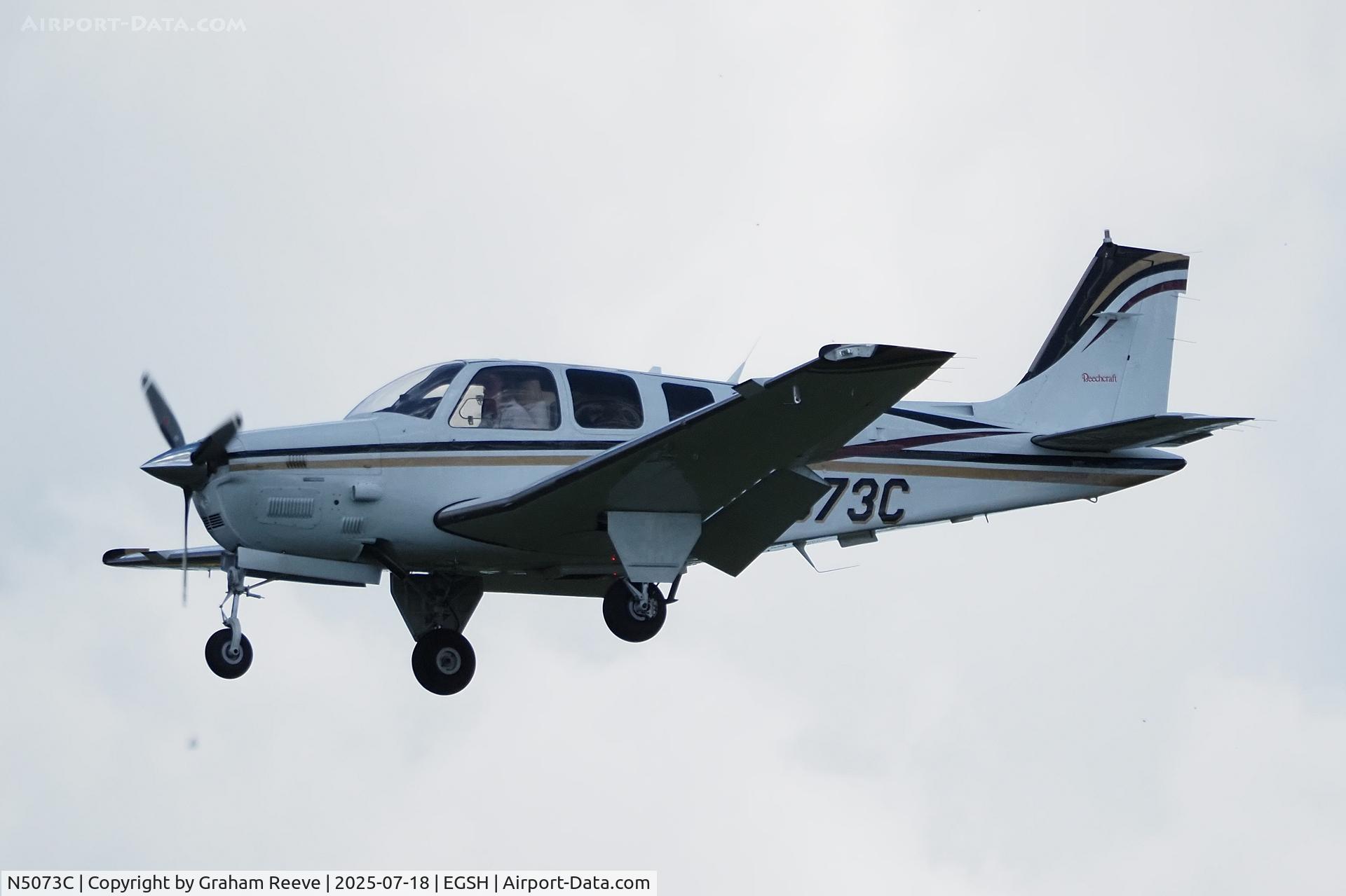 N5073C, 2001 Raytheon Aircraft Company B36TC Bonanza C/N EA-667, Landing at Norwich.