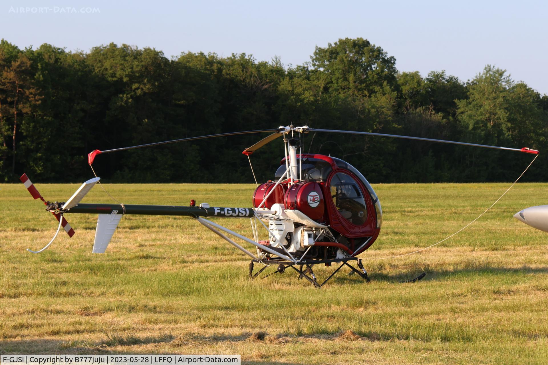 F-GJSI, Schweizer(hughes) SCHWEIZER 269C C/N S-1390, Ferté Alais 2023