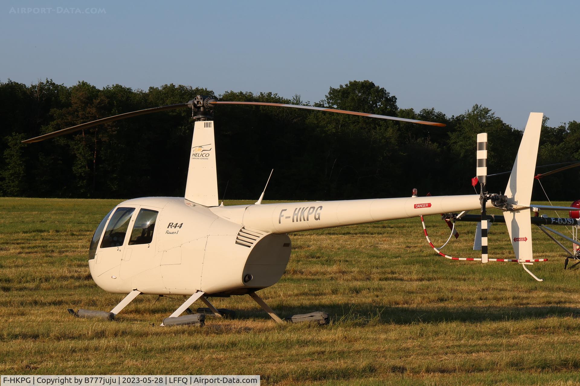 F-HKPG, 2000 Robinson R44  Raven C/N 815, Ferté Alais 2023