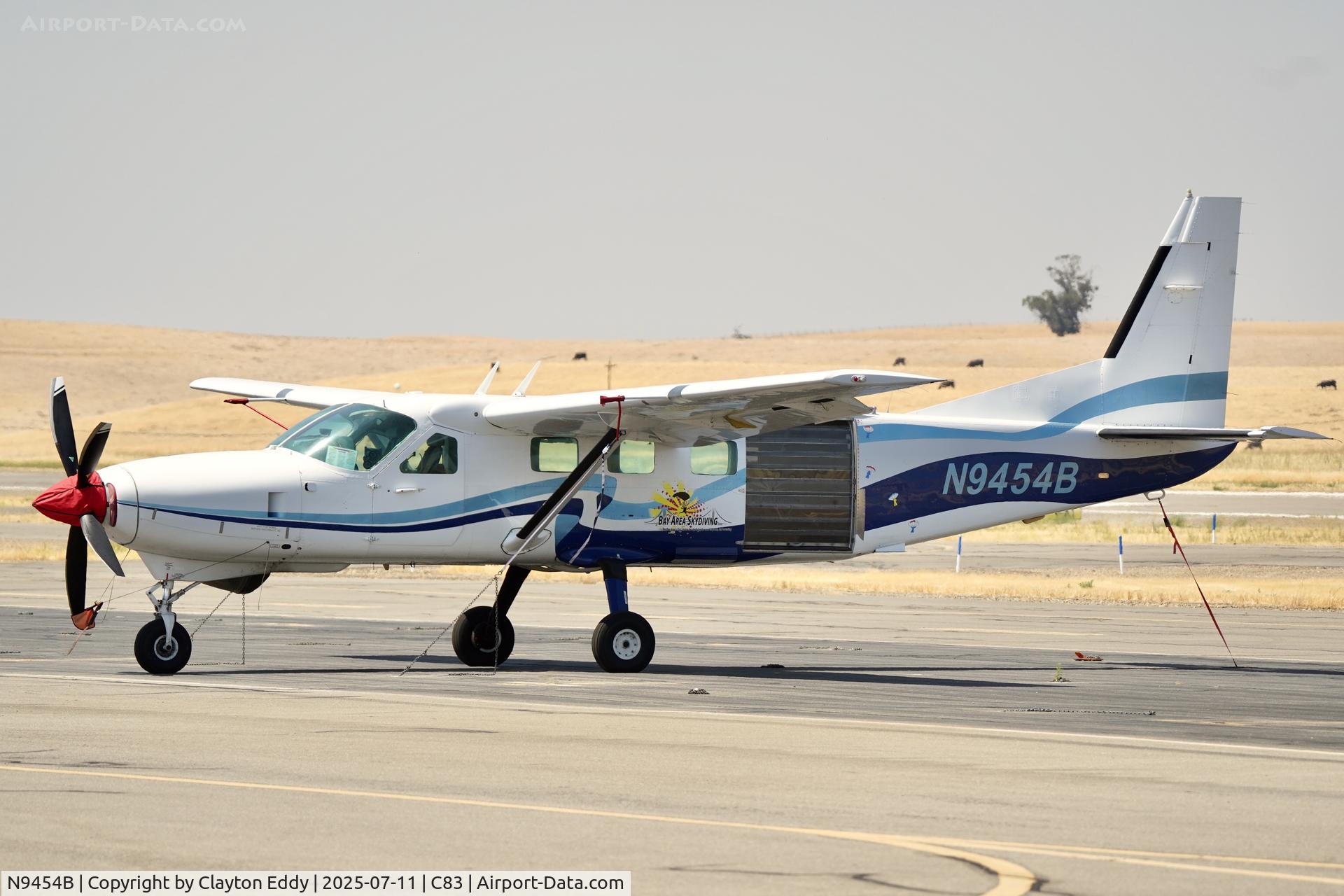 N9454B, 1988 Cessna 208B Grand Caravan C/N 208B0072, Byron airport in California 2025