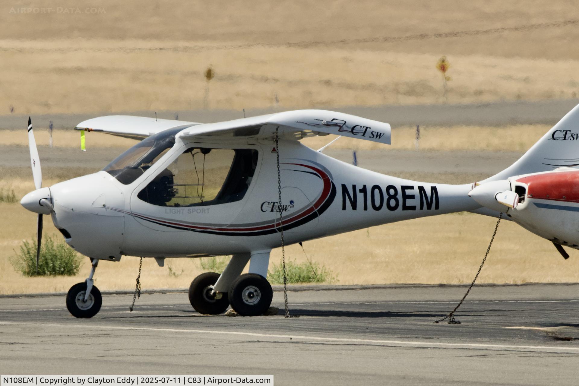 N108EM, 2006 Flight Design CTSW C/N 06-08-07, Byron airport in California 2025
