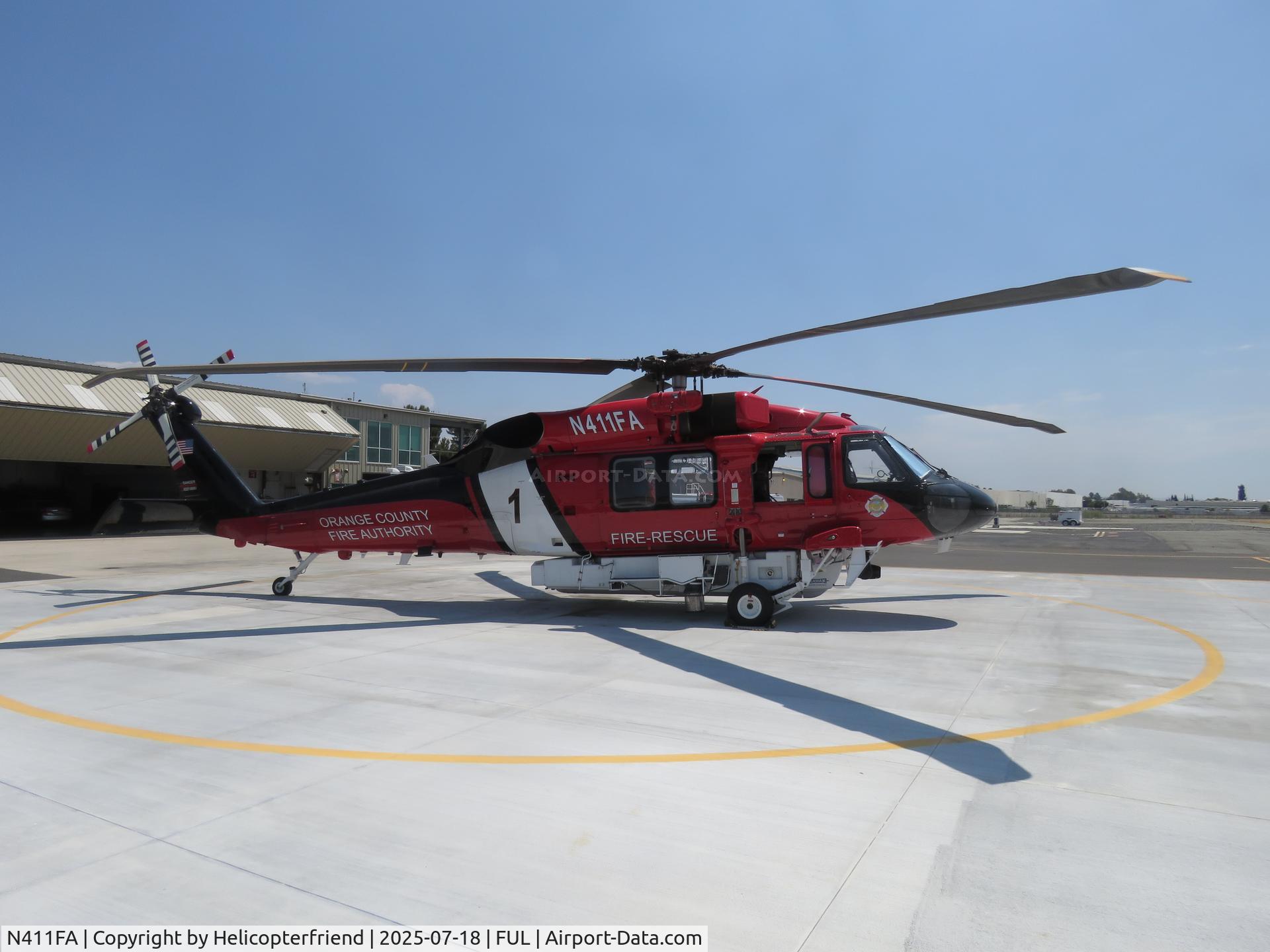 N411FA, 2022 Sikorsky S-70M Blackhawk (Firehawk) C/N 70.4119, Parked, cleaned and waiting for start up