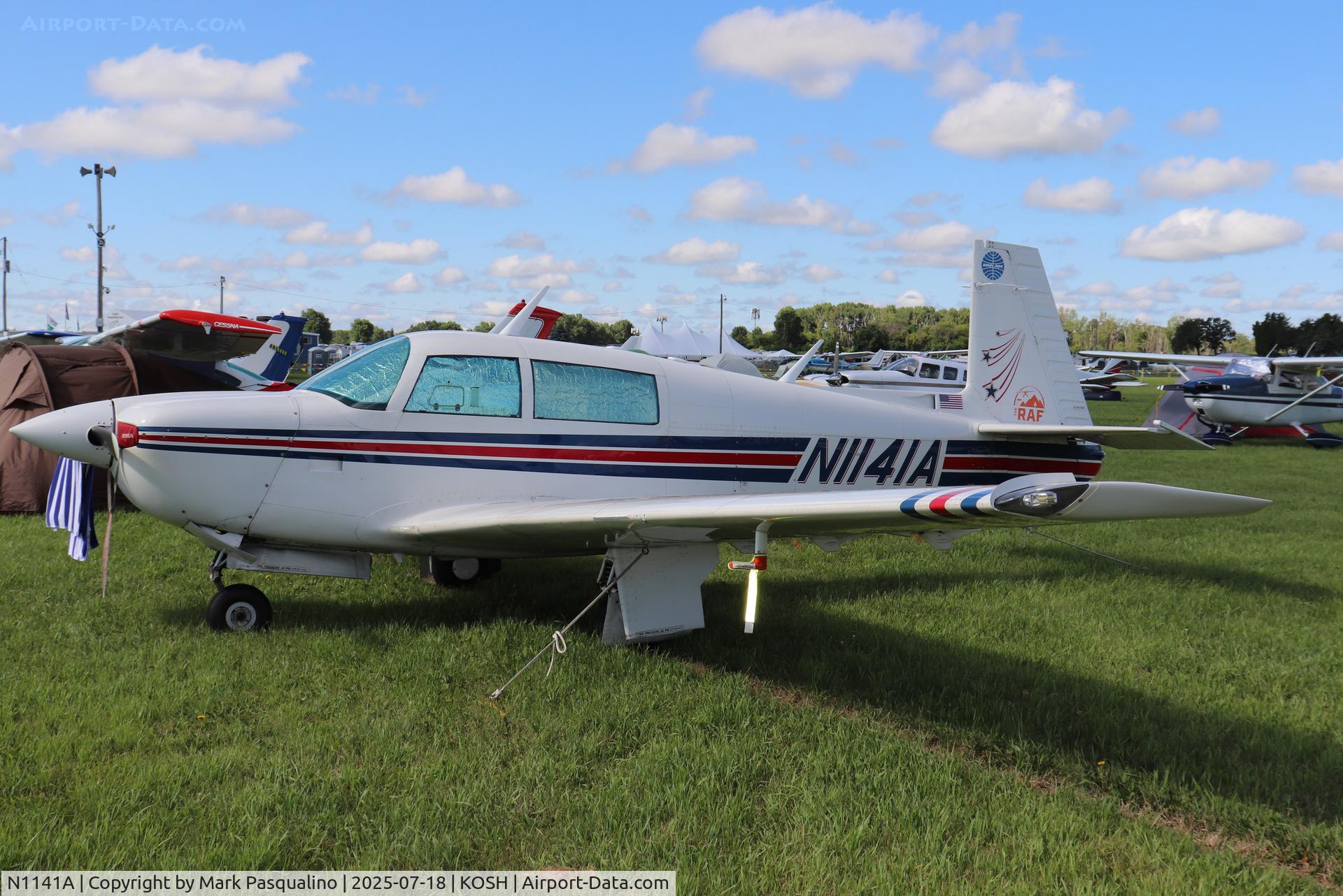 N1141A, 1981 Mooney M20J 201 C/N 24-1164, Mooney M20J