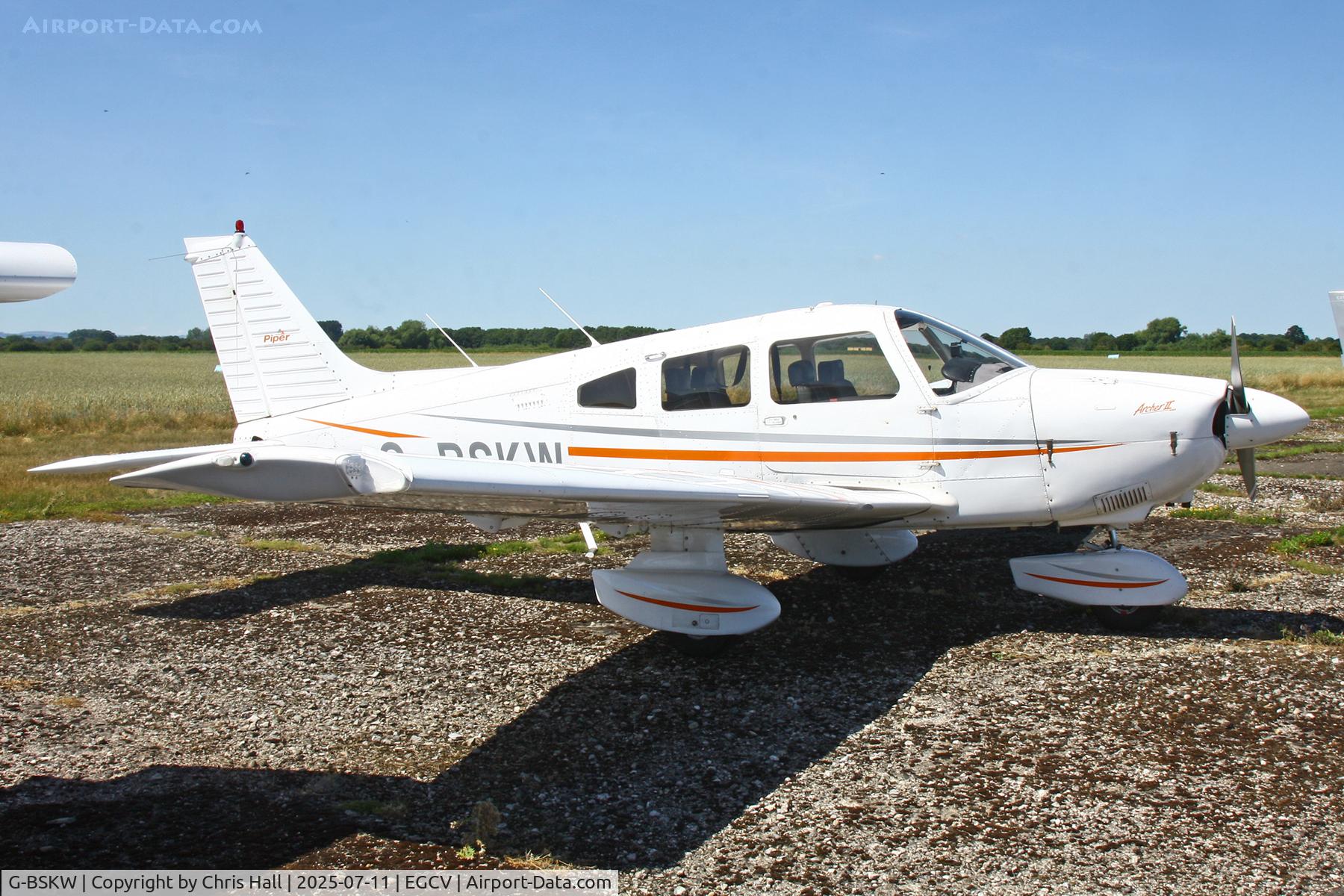 G-BSKW, 1989 Piper PA-28-181 Cherokee Archer II C/N 2890138, Sleapkosh 2025