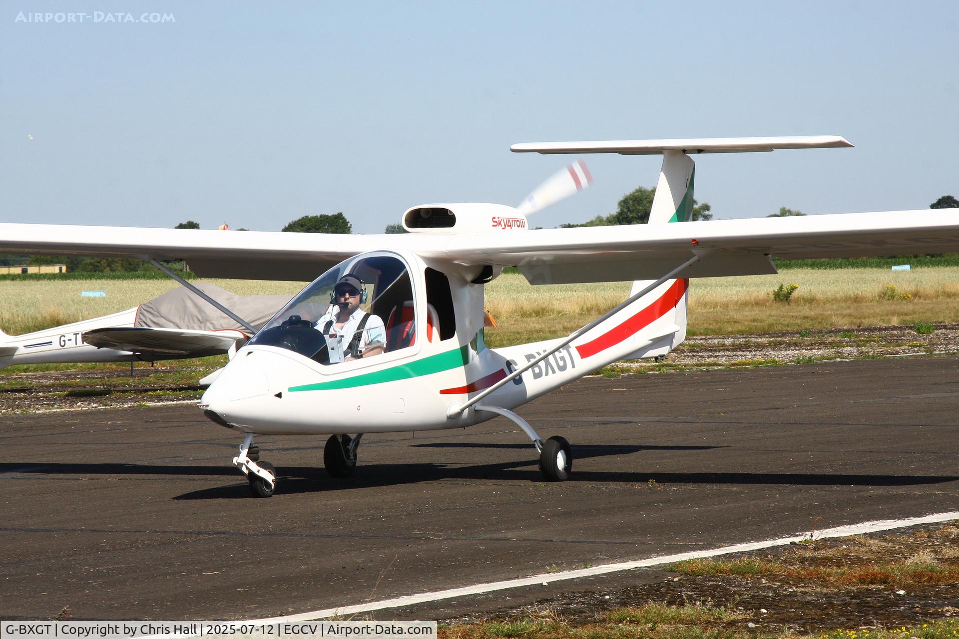 G-BXGT, 1997 Iniziative Industriali Italiane Sky Arrow 650TC C/N PFA 298-13085, Sleapkosh 2025