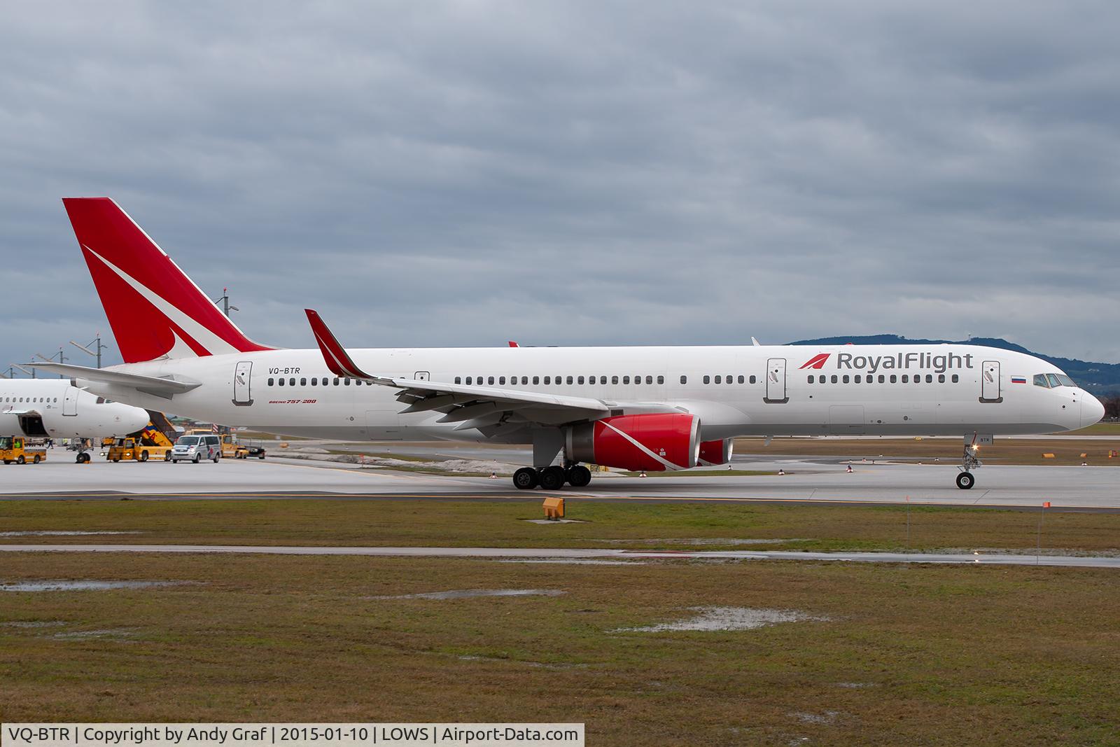 VQ-BTR, 1998 Boeing 757-28A C/N 28171, Royalflight 757-200