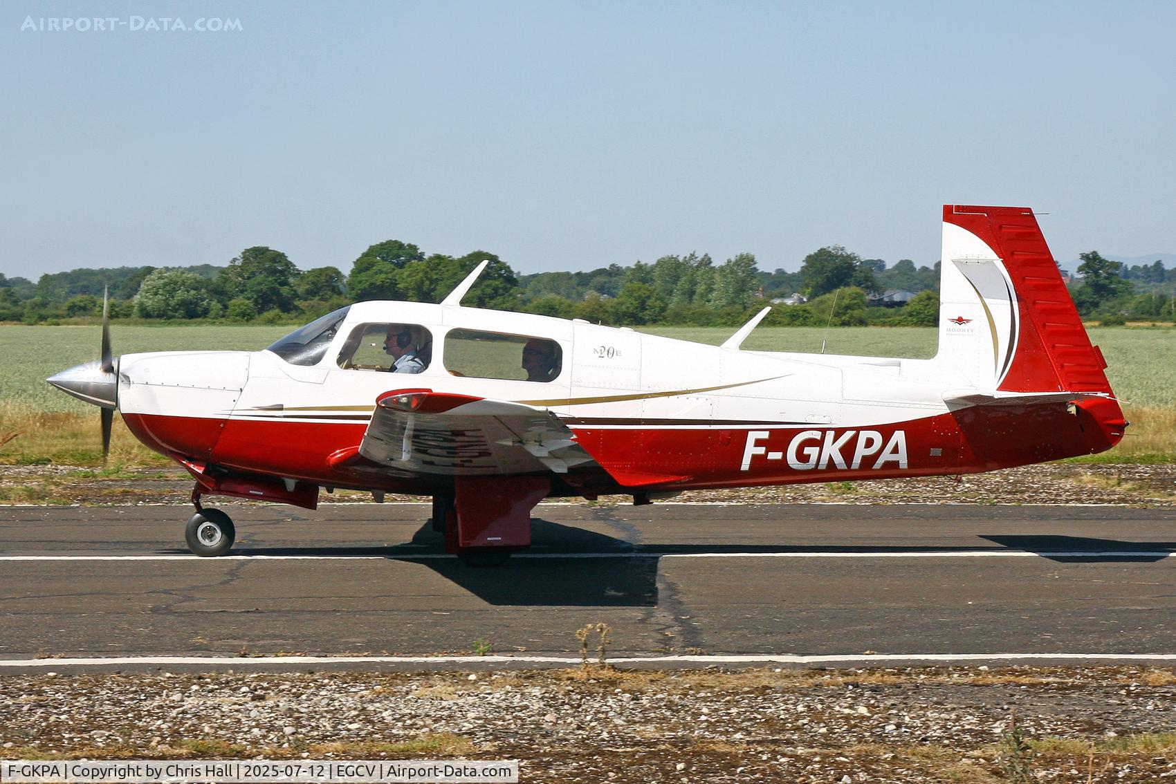 F-GKPA, Mooney M20J 201 C/N 24-3166, Sleapkosh 2025