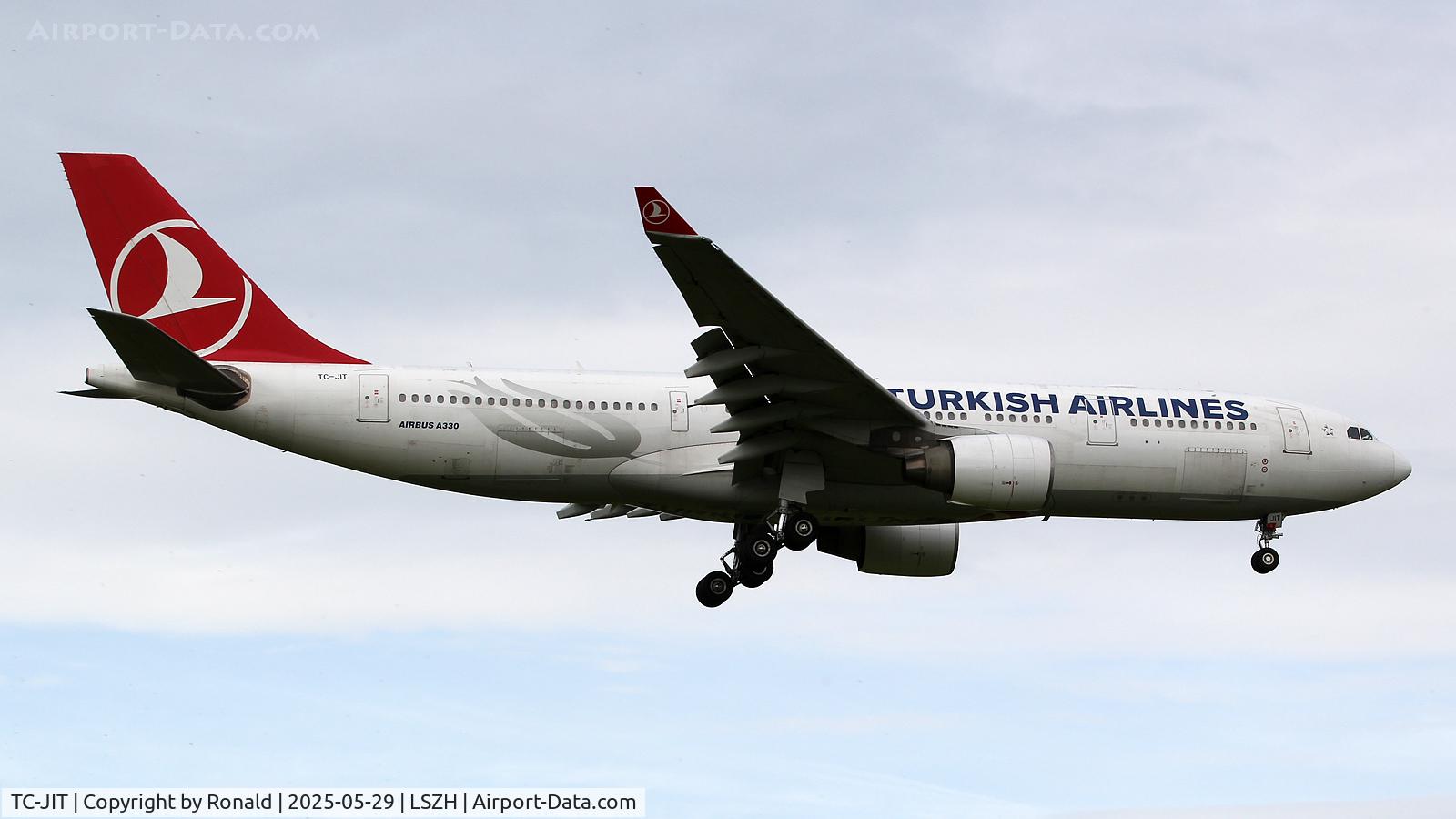 TC-JIT, 2008 Airbus A330-223 C/N 997, at zrh