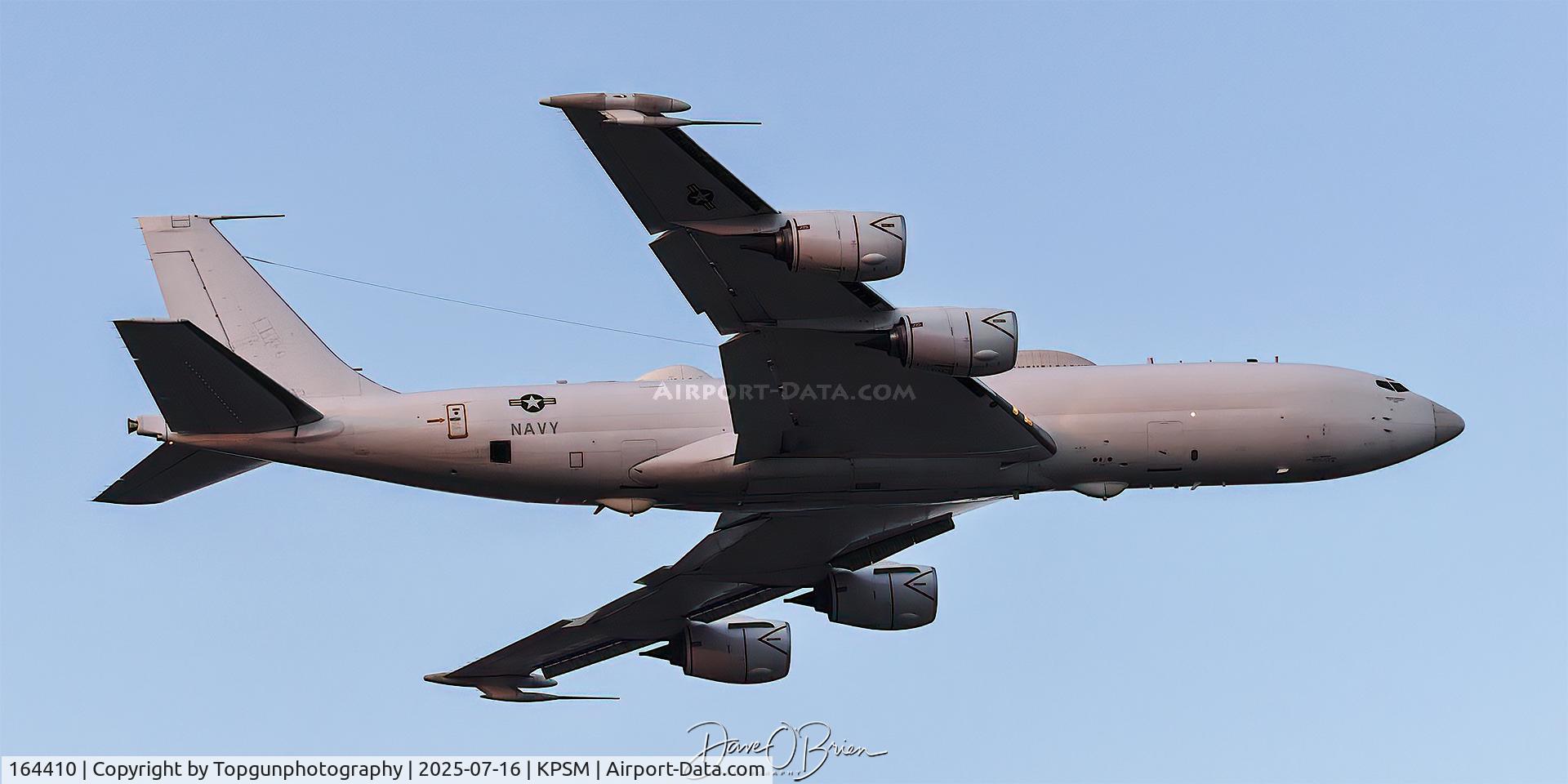 164410, 1991 Boeing E-6A Mercury C/N 24509, CURD95 working RW16