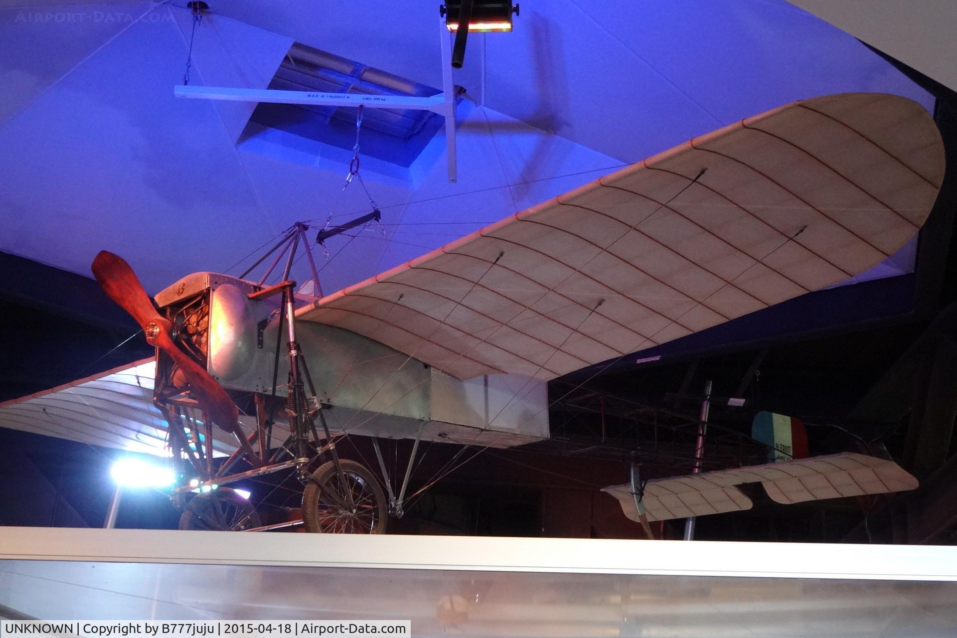 UNKNOWN, 1913 Bleriot XI-2 C/N unknow, original
propriete of Musée de l'air du Bourget
on display at Meau museum