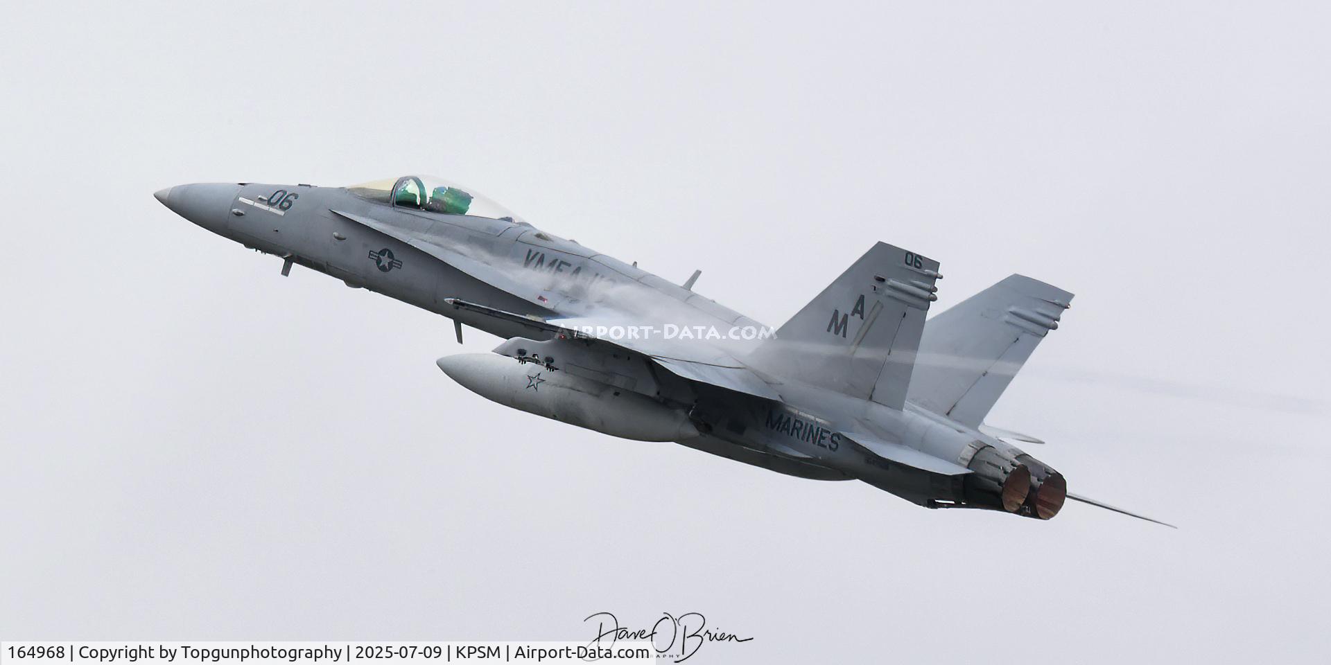 164968, McDonnell Douglas F/A-18C Hornet C/N 1268/C383, COWBOY13 lifting off RW16