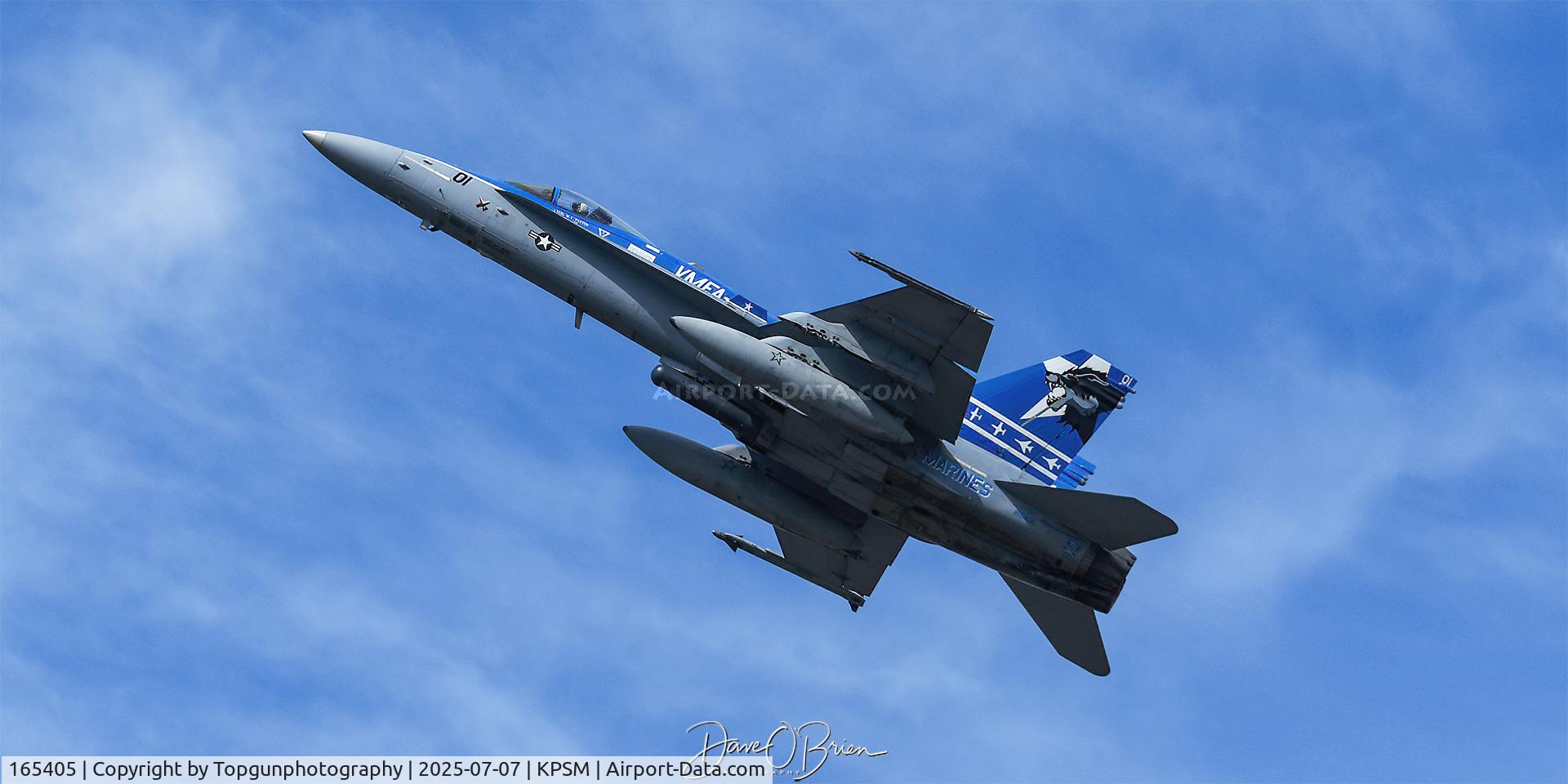 165405, McDonnell Douglas F/A-18C Hornet C/N 1436/C462, COWBOY12 off the deck