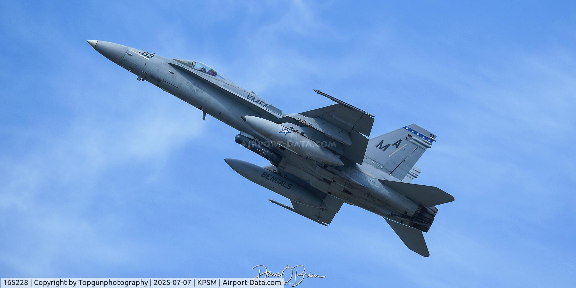 165228, McDonnel Douglas F/A-18C Hornet C/N 1415/C453, COWBOY13 blasting out to the Laser MOA