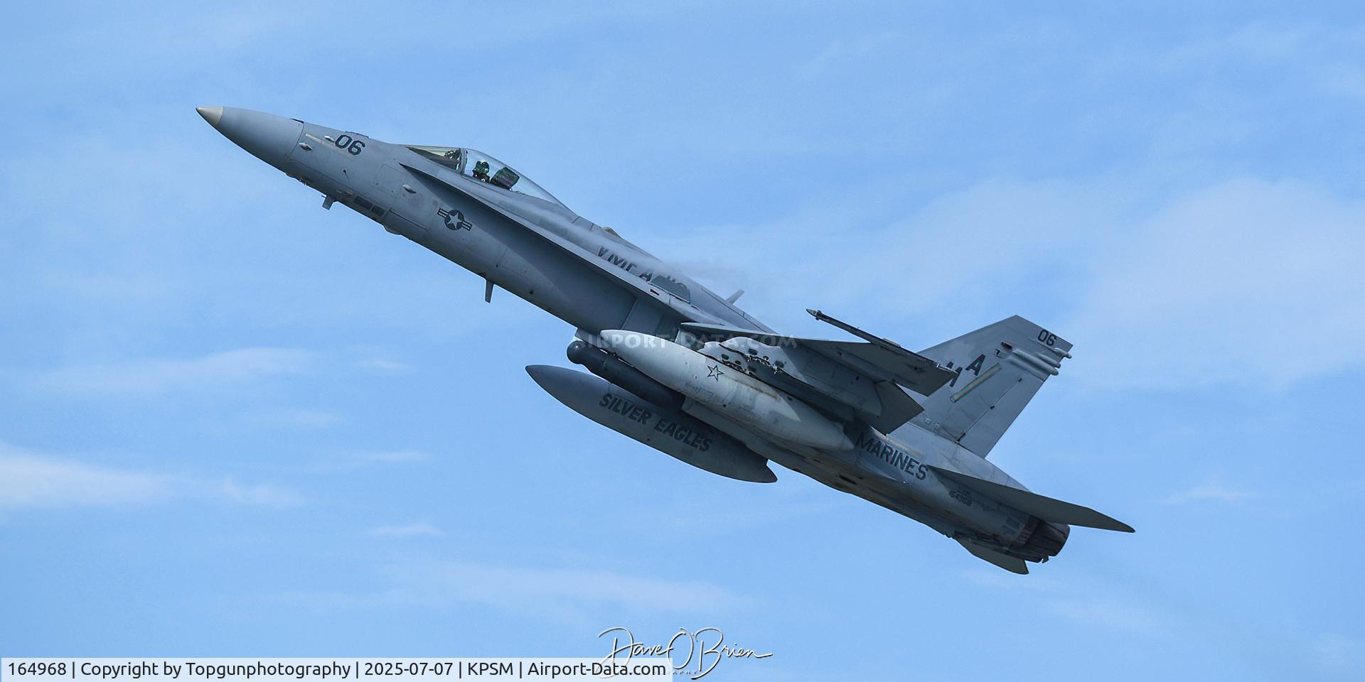 164968, McDonnell Douglas F/A-18C Hornet C/N 1268/C383, COWBOY14