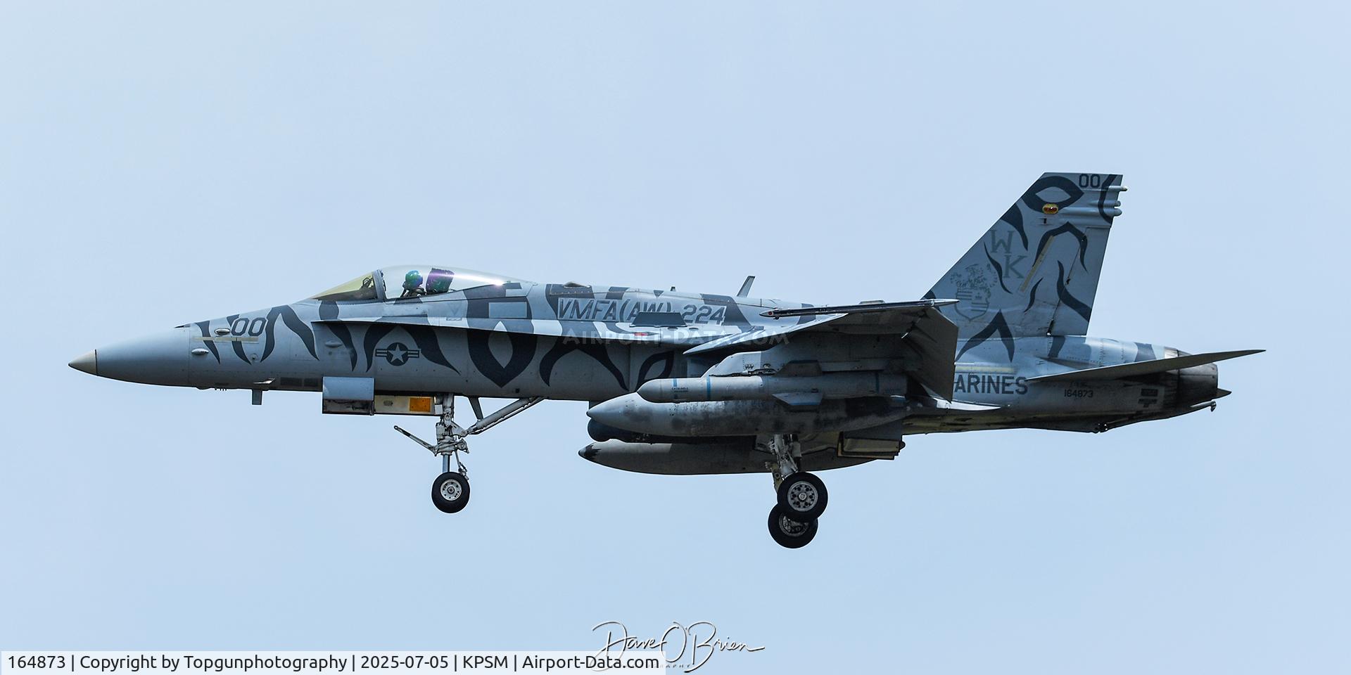 164873, McDonnell Douglas F/A-18C Hornet C/N 1205/C342, COWBOY11 with a dummy HARM missile on its left wing