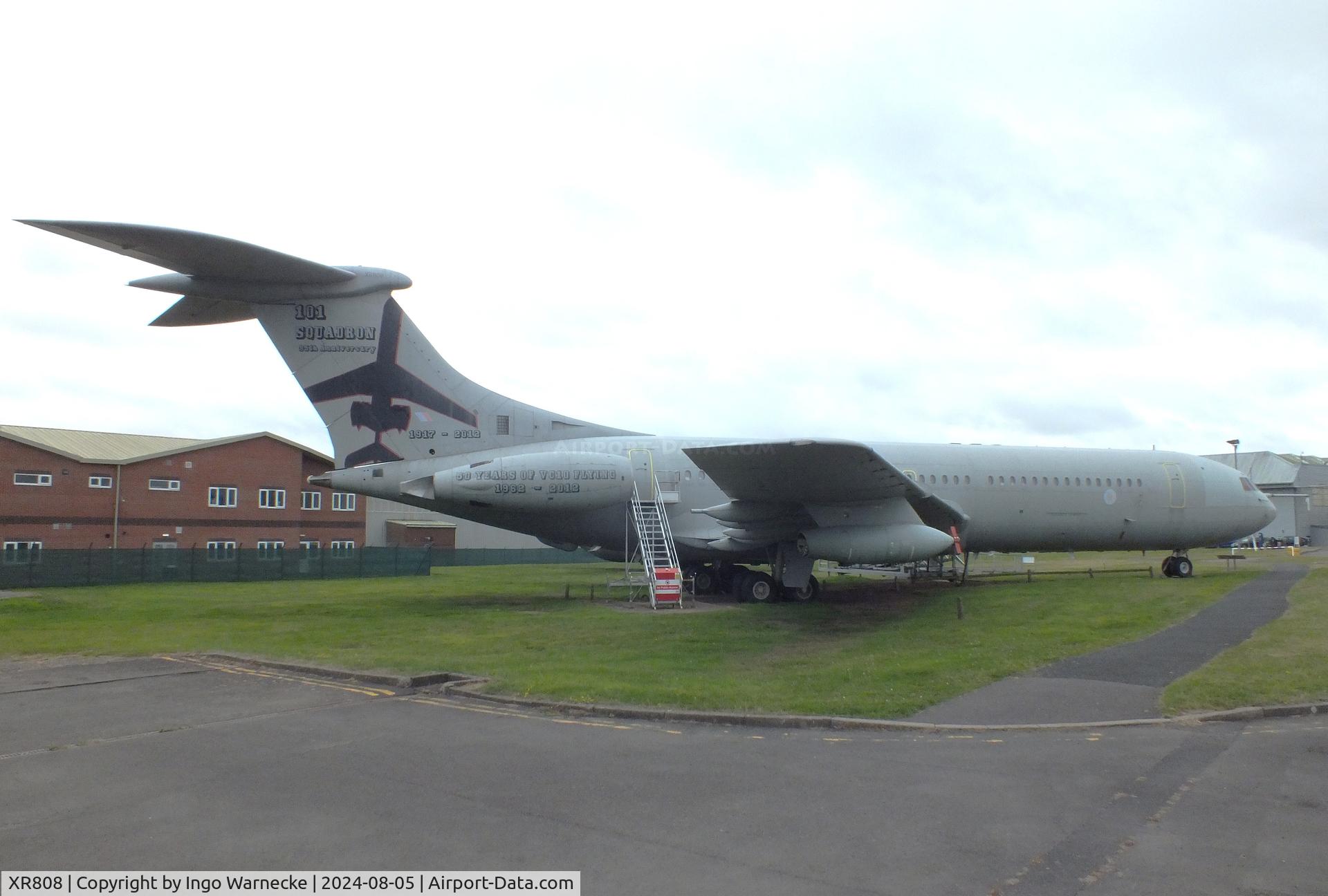 XR808, 1966 Vickers VC10 C.1 C/N 828, Vickers VC-10 C1K at the RAF Museum Cosford