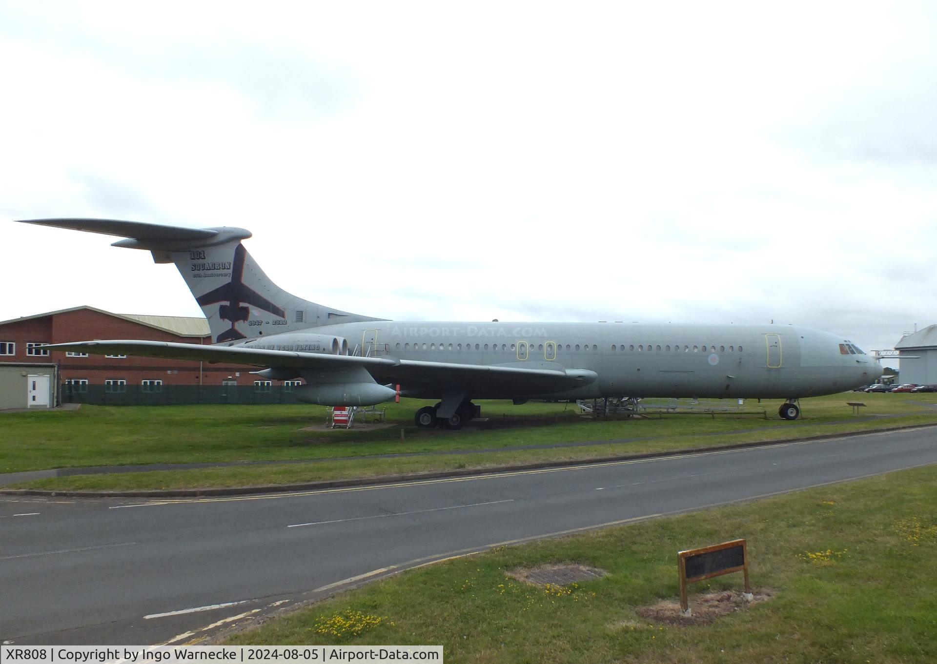 XR808, 1966 Vickers VC10 C.1 C/N 828, Vickers VC-10 C1K at the RAF Museum Cosford