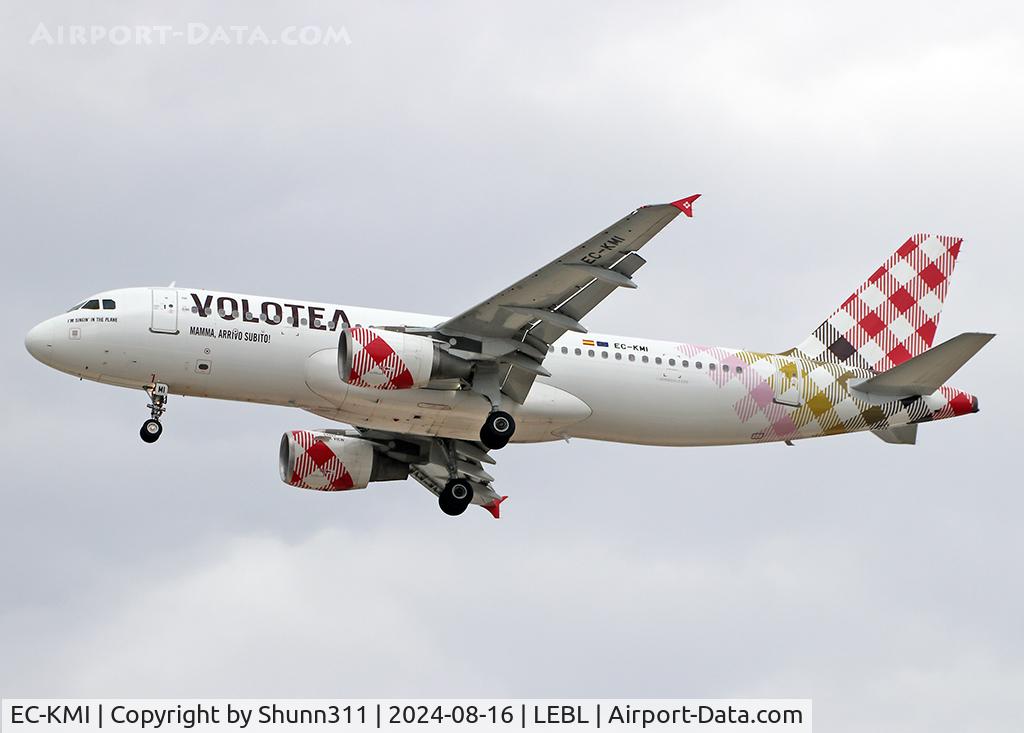 EC-KMI, 2008 Airbus A320-216 C/N 3400, Landing rwy 24R