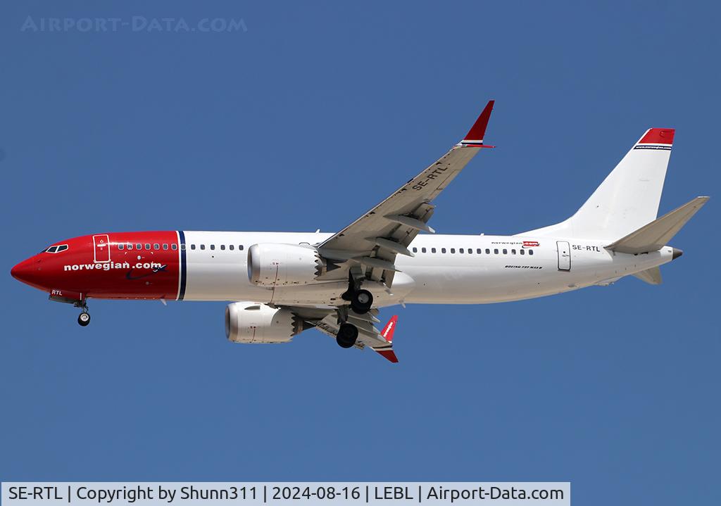 SE-RTL, 2023 Boeing 737-8 MAX C/N 62904, Landing rwqy 24R with white tail...