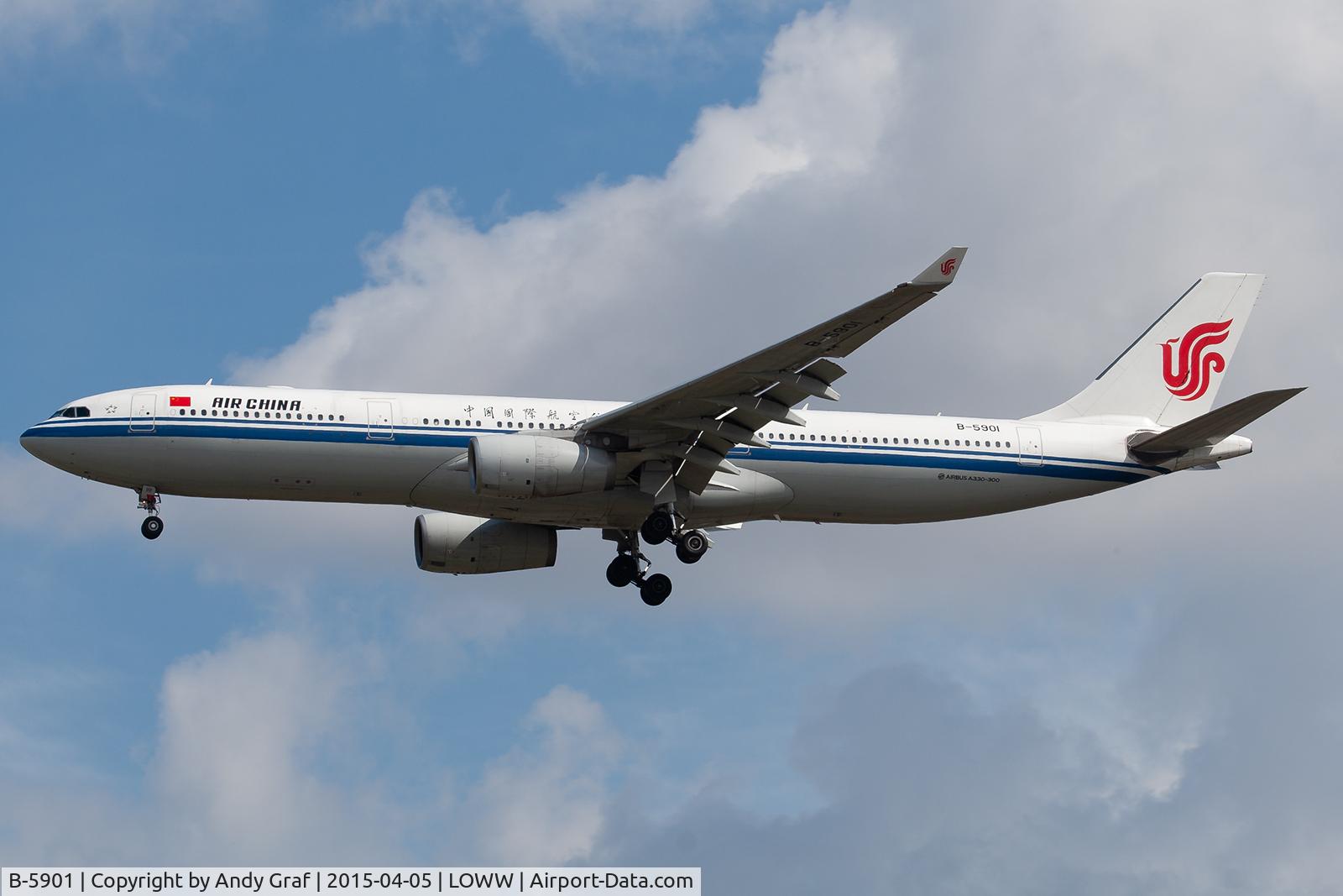 B-5901, 2012 Airbus A330-343X C/N 1353, Air China A330-300