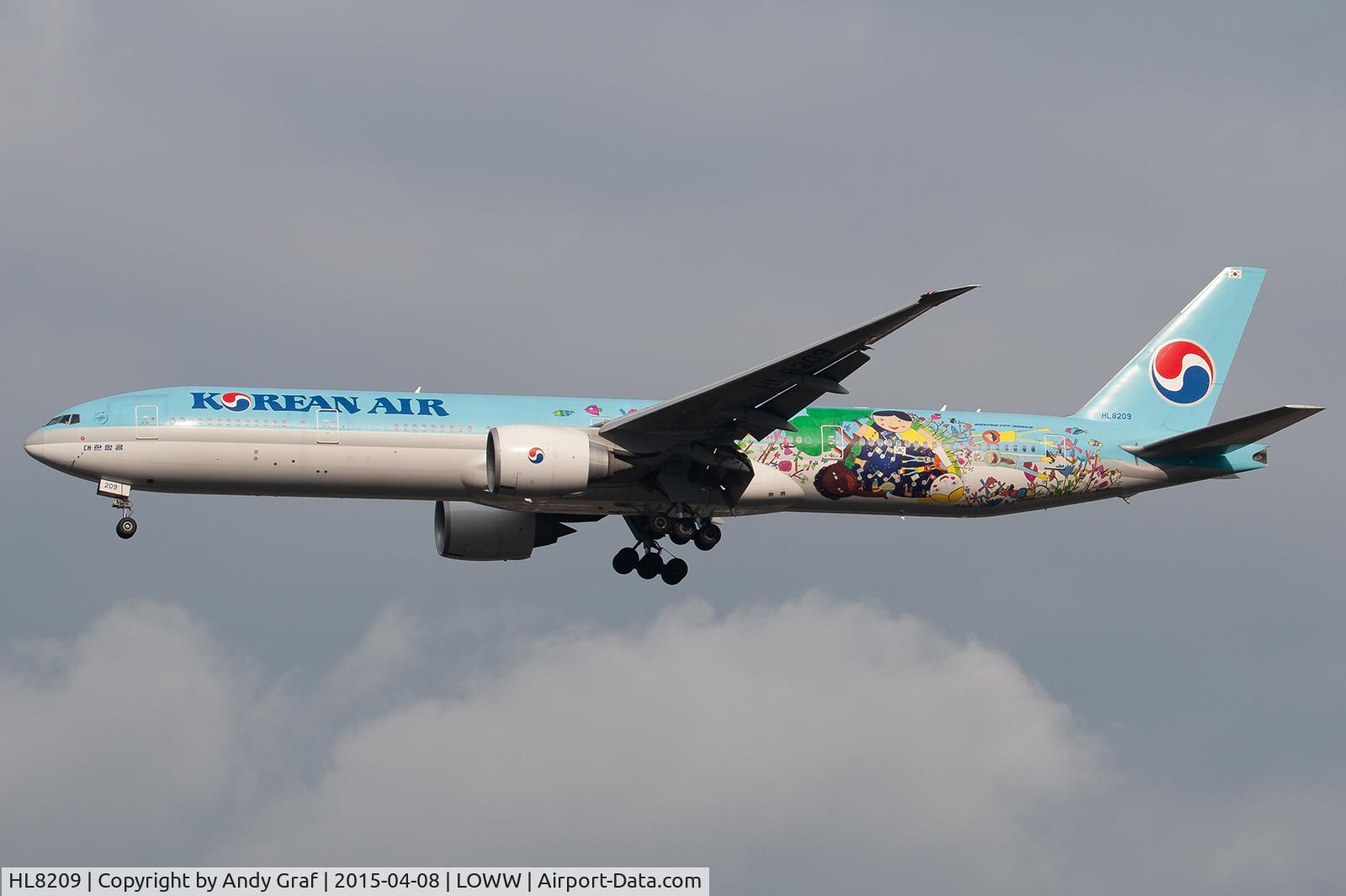 HL8209, 2010 Boeing 777-3B5/ER C/N 37646, Korean Air 777-300