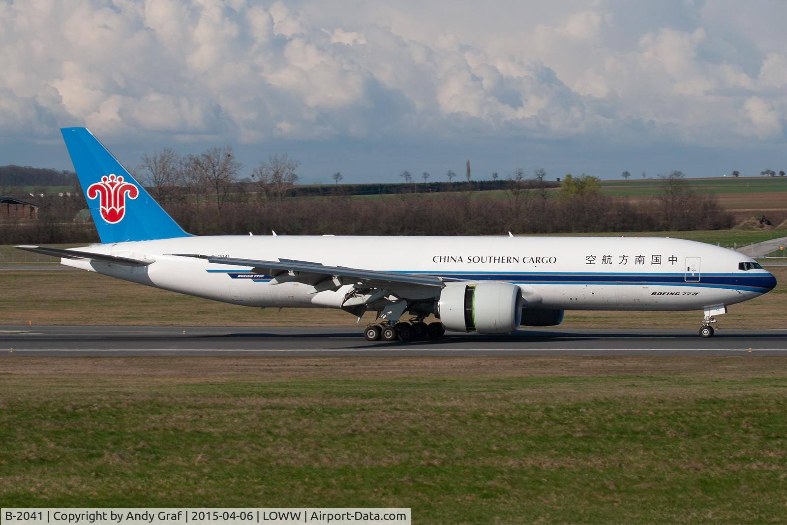 B-2041, 2013 Boeing 777-F1B C/N 41632, China Southern 777-200F