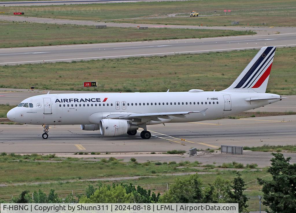 F-HBNG, 2011 Airbus A320-214 C/N 4747, Taxiing holding point rwy 31R for departure