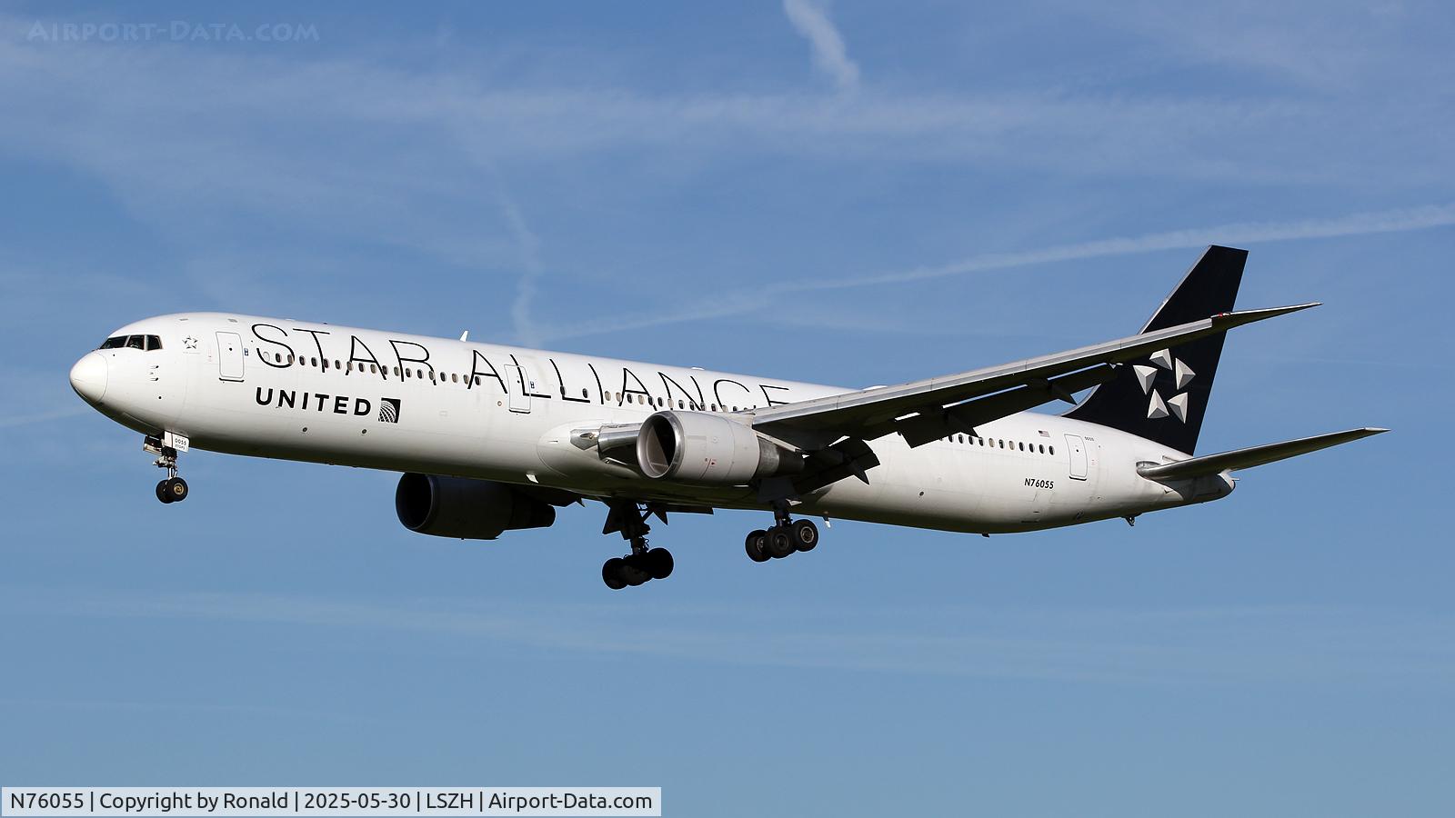 N76055, 2001 Boeing 767-424/ER C/N 29450, at zrh