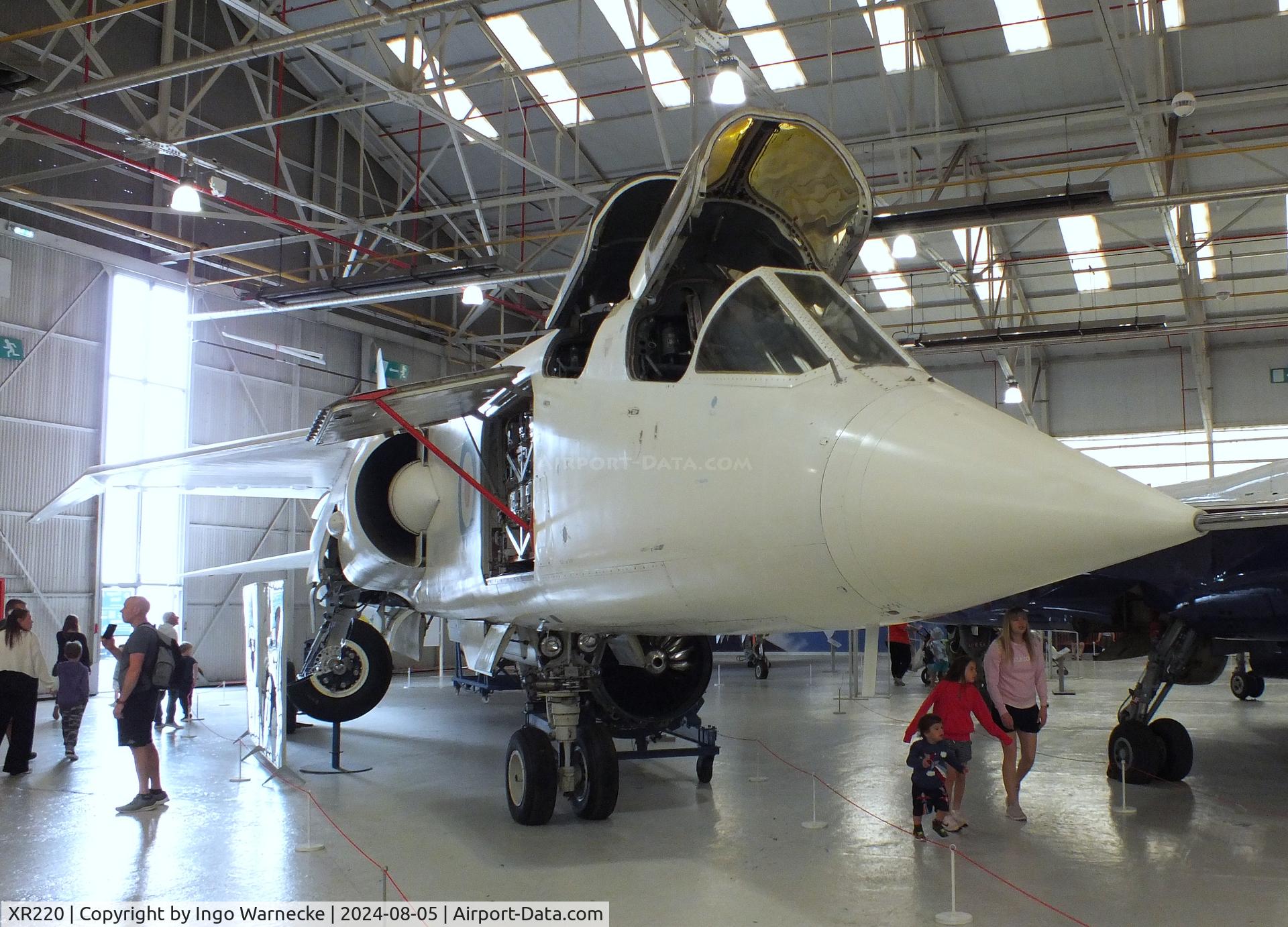 XR220, BAC TSR-2 C/N XO-2, BAC TSR-2 at the RAF Museum Cosford