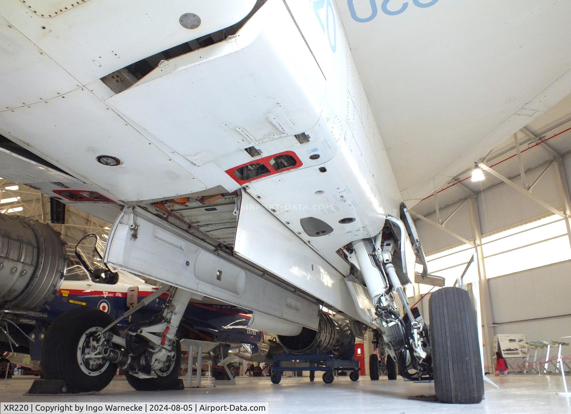 XR220, BAC TSR-2 C/N XO-2, BAC TSR-2 at the RAF Museum Cosford