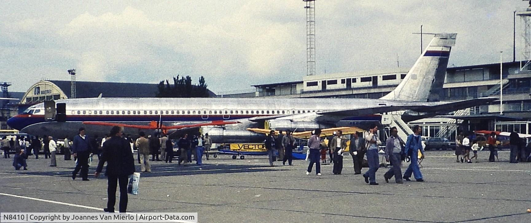 N8410, 1968 Boeing 707-323C C/N 19589, Le Bourget '80s ex-slide