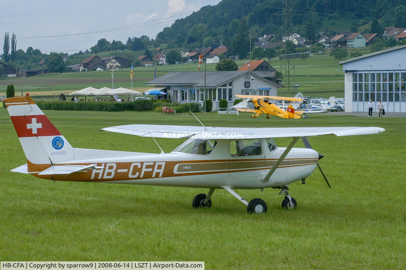 HB-CFA, 1980 Reims F152 C/N 1801, Precision-flying event at Lommis. A lovely airfield.