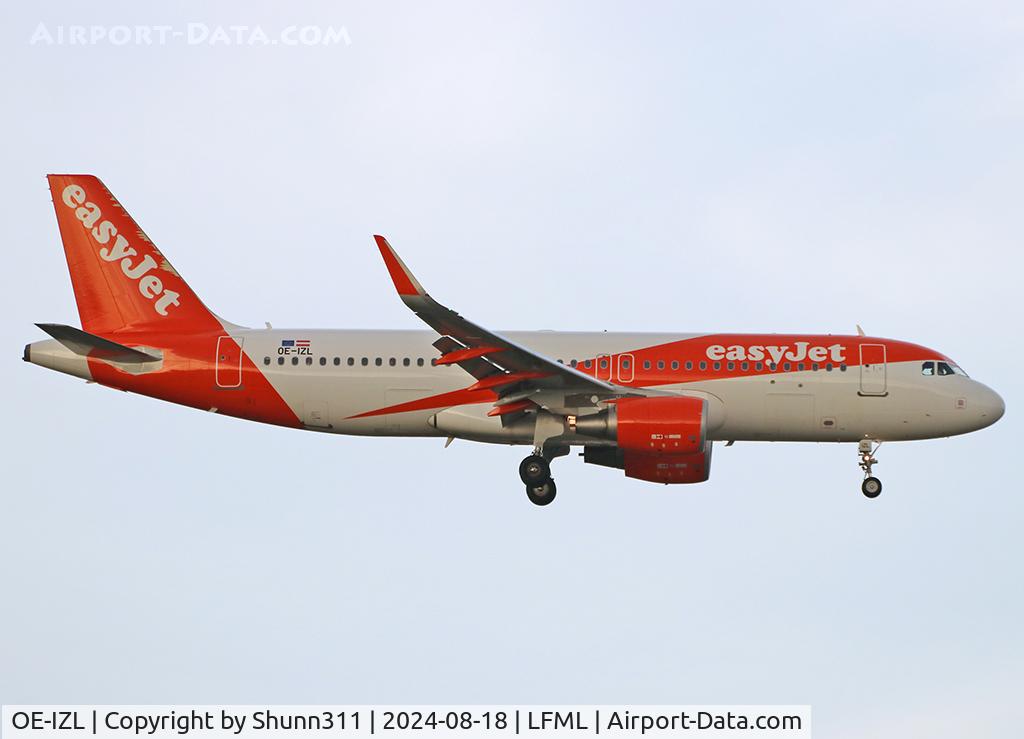 OE-IZL, 2016 Airbus A320-214 C/N 6927, Landing rwy 31R