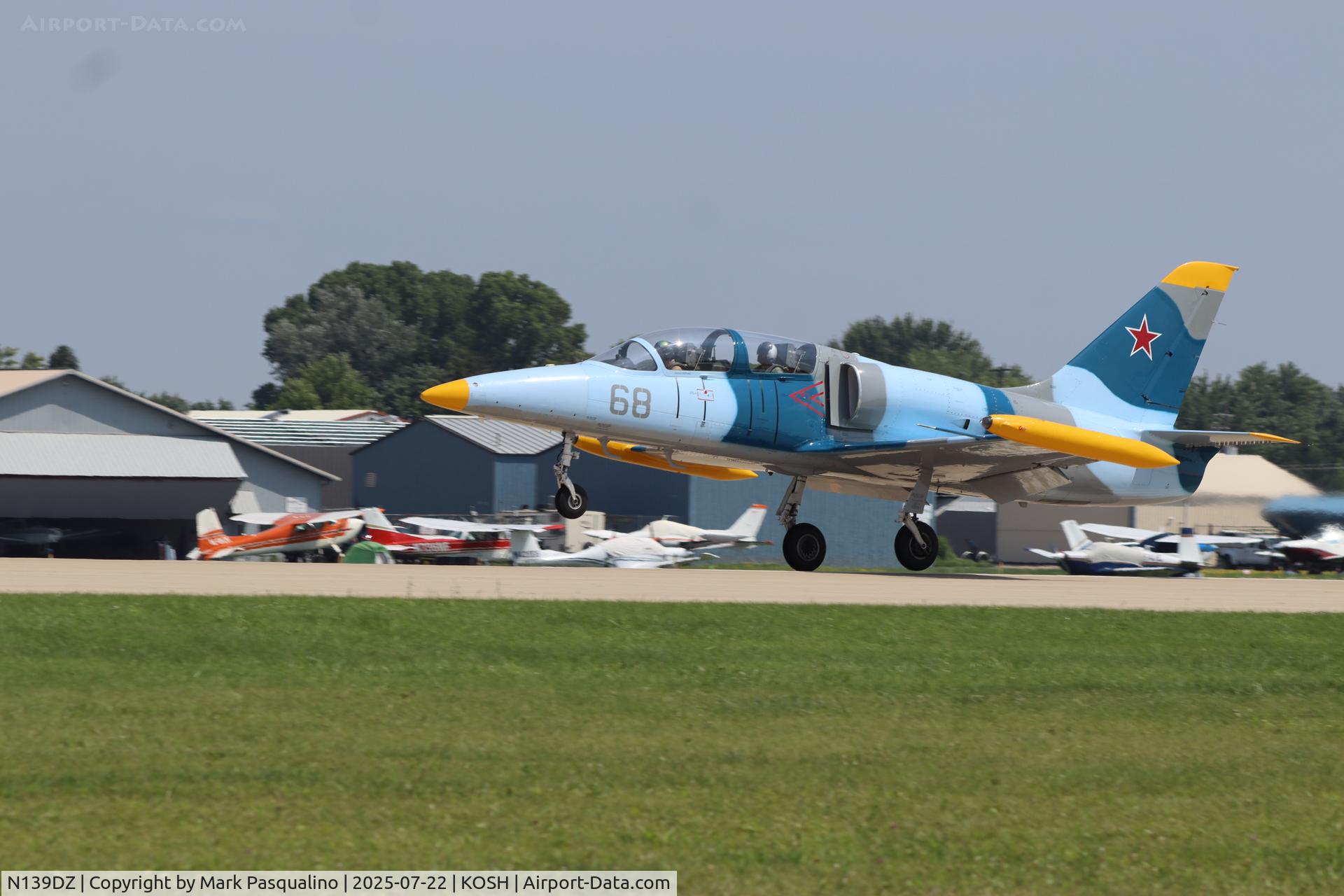 N139DZ, 1990 Aero L-39C Albatros C/N 035118, Aero L-39C