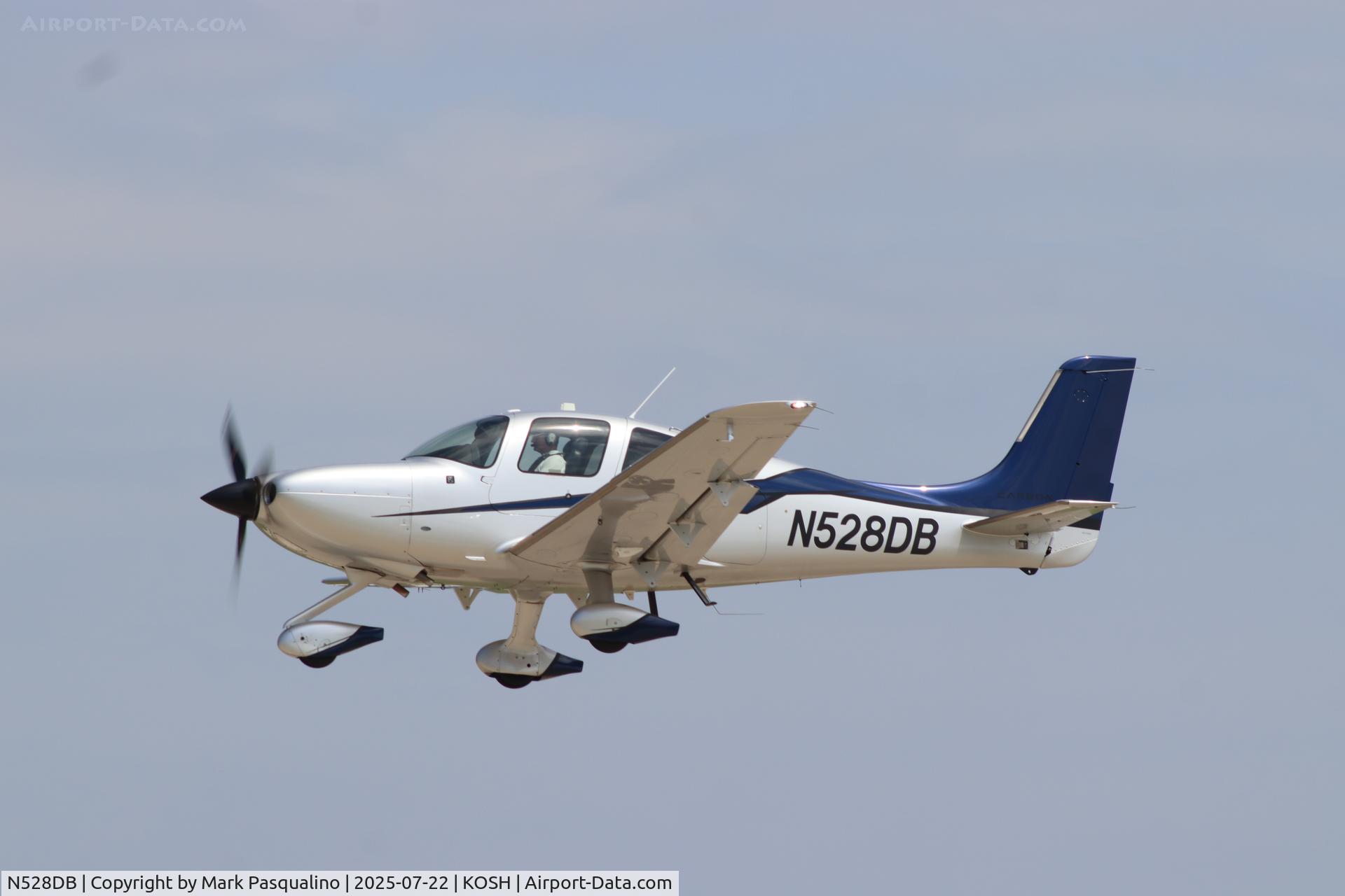 N528DB, 2015 Cirrus SR22 C/N 4248, Cirrus SR22