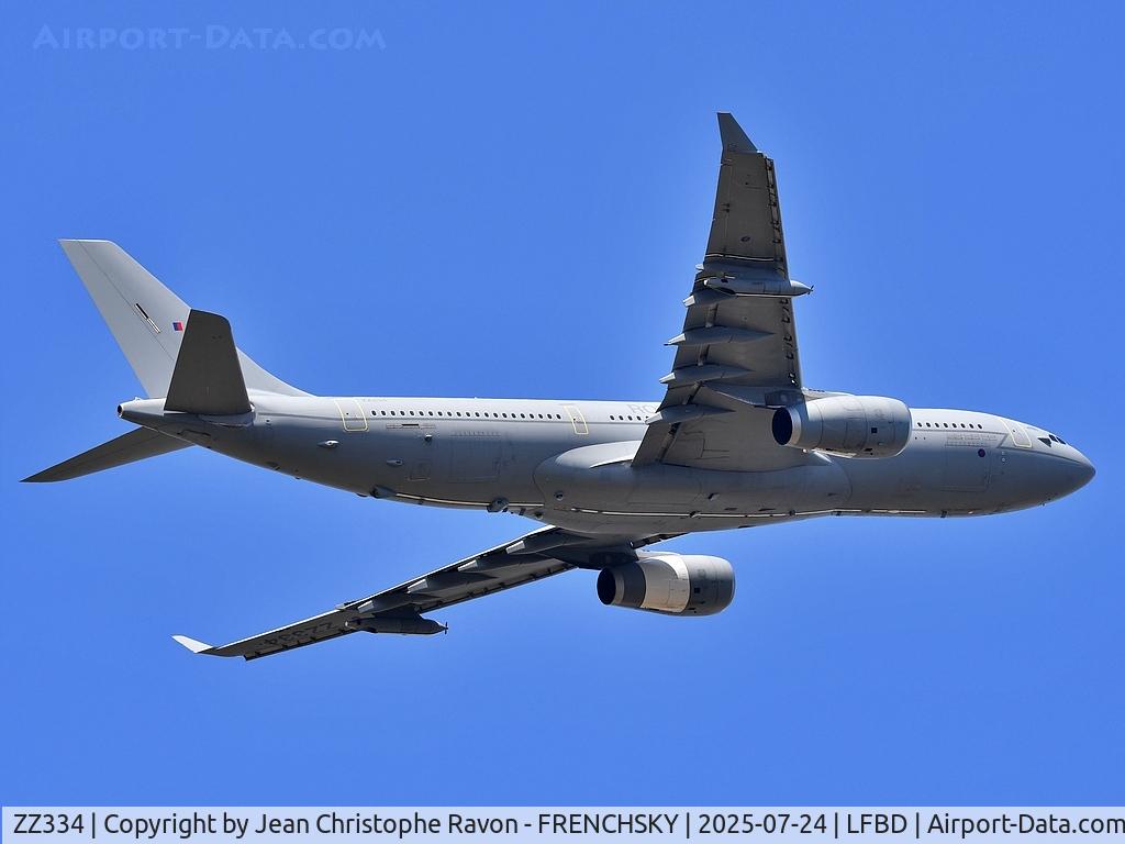 ZZ334, 2009 Airbus KC3 Voyager (A330-243MRTT) C/N 1033, Bordeaux (BOD)	Hamburg (HAM)	RRR2144