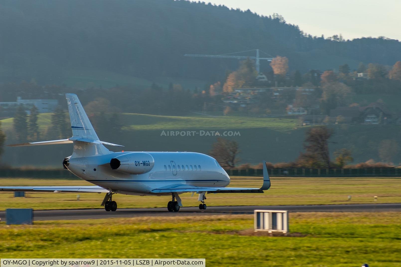 OY-MGO, 2010 Dassault Falcon 2000EX C/N 161, Take-off run