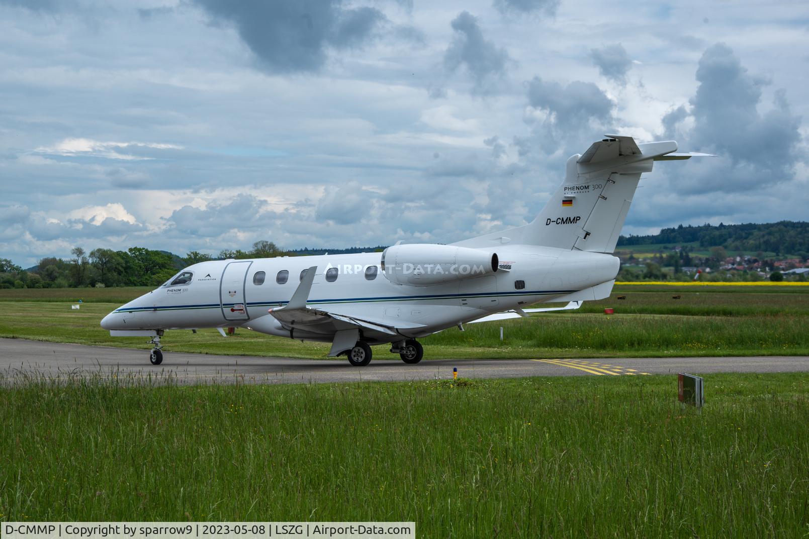 D-CMMP, 2016 Embraer EMB-505 Phenom 300 C/N 50500360, To apron