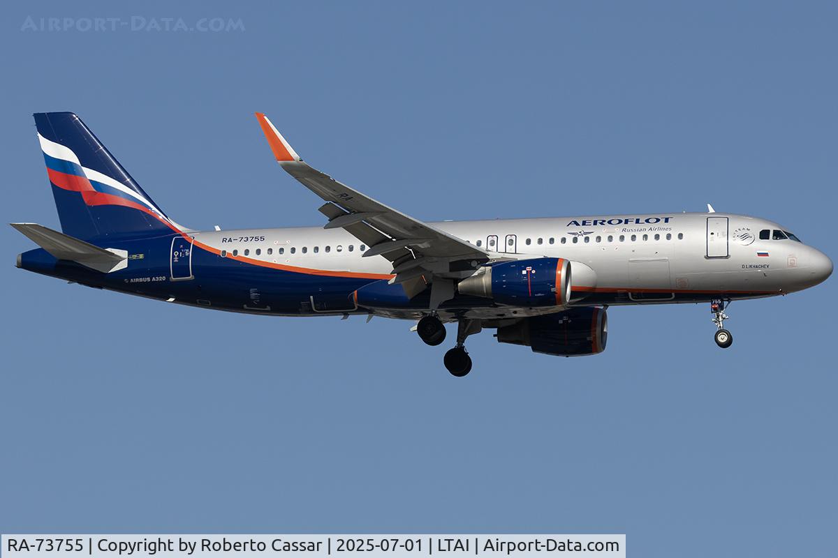 RA-73755, 2013 Airbus A320-214 C/N 5921, Arrival