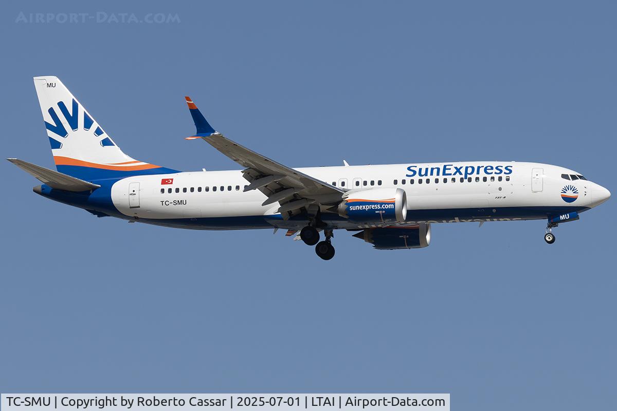 TC-SMU, 2021 Boeing 737-800 C/N 61806, Arrival