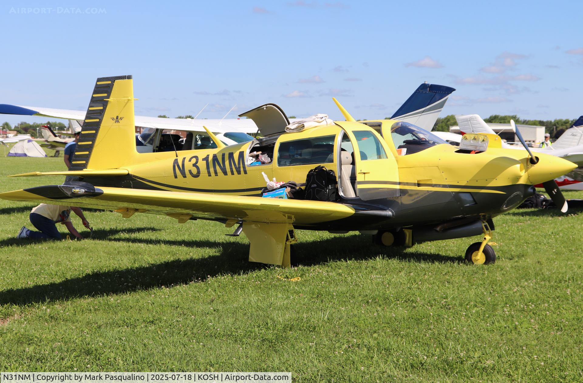 N31NM, 1982 Mooney M20J 201 C/N 24-1334, Mooney M20J