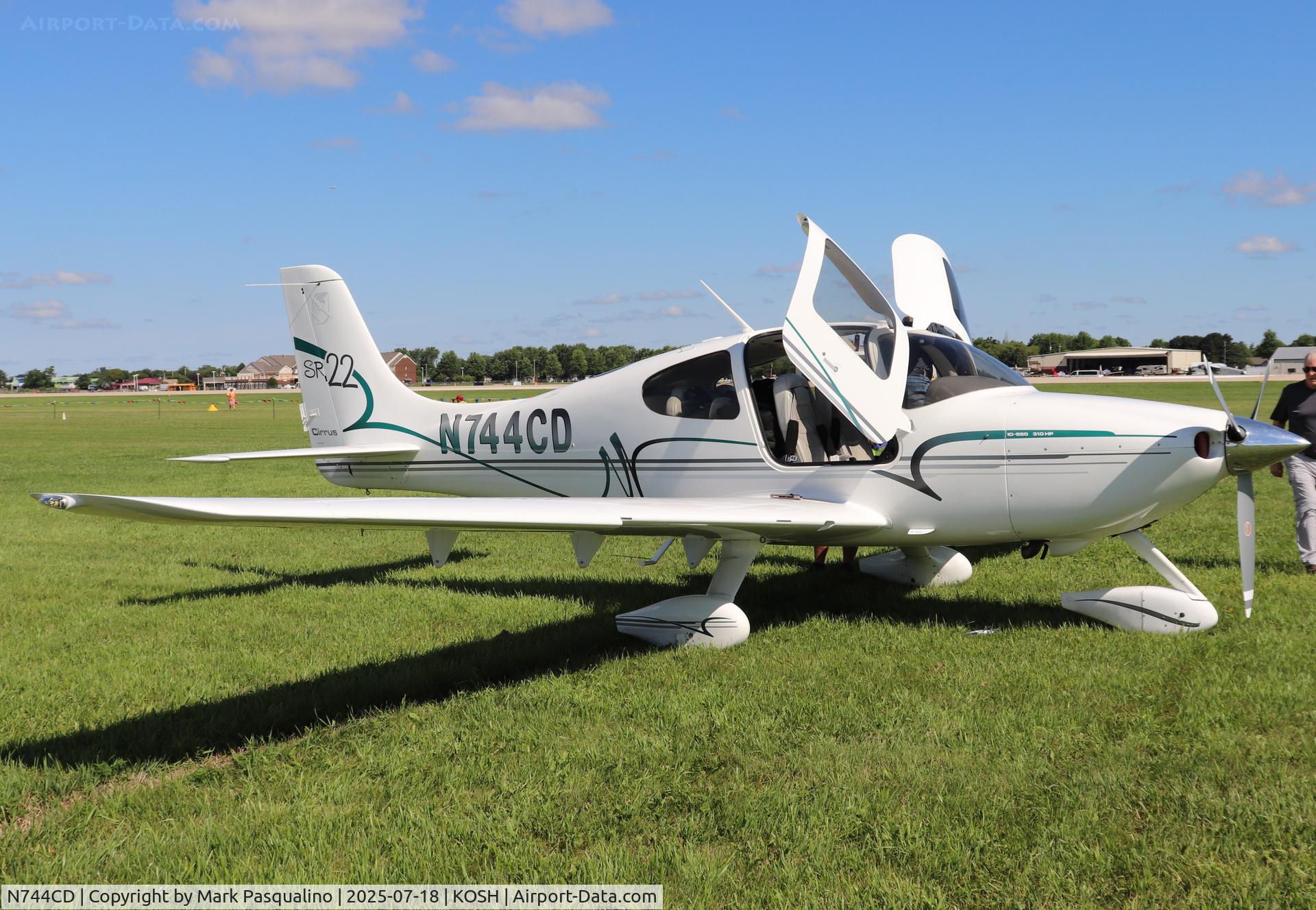 N744CD, 2003 Cirrus SR22 C/N 0024, Cirrus SR22