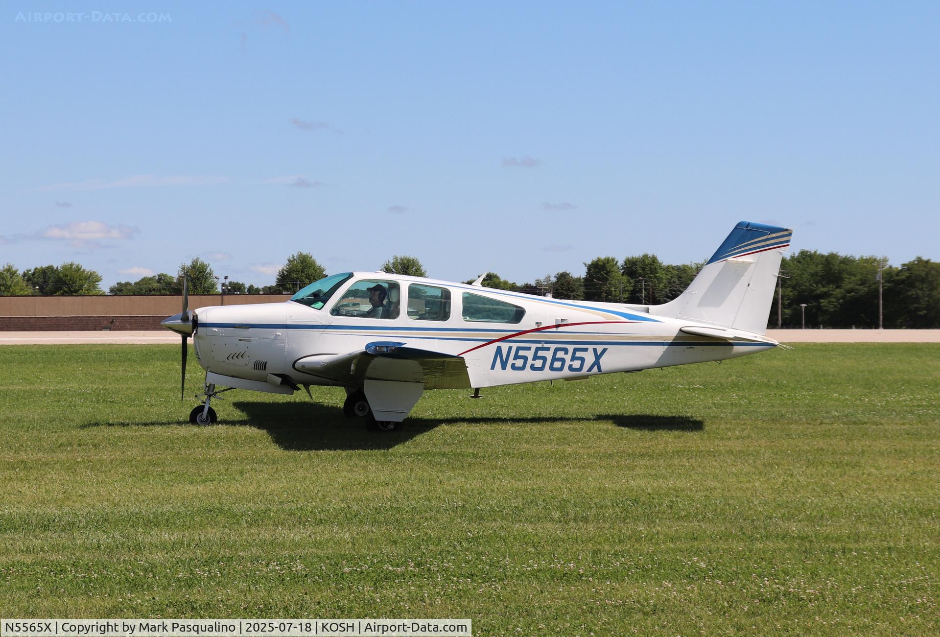 N5565X, 1990 Beech F33A Bonanza C/N CE-1485, Beech F33A