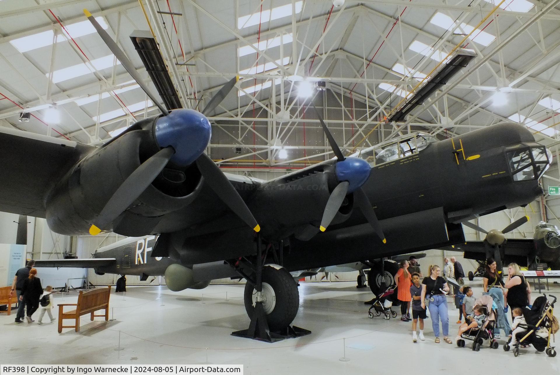RF398, 1945 Avro 694 Lincoln B.2 C/N Not found RF398, Avro Lincoln B2 at the RAF Museum Cosford
