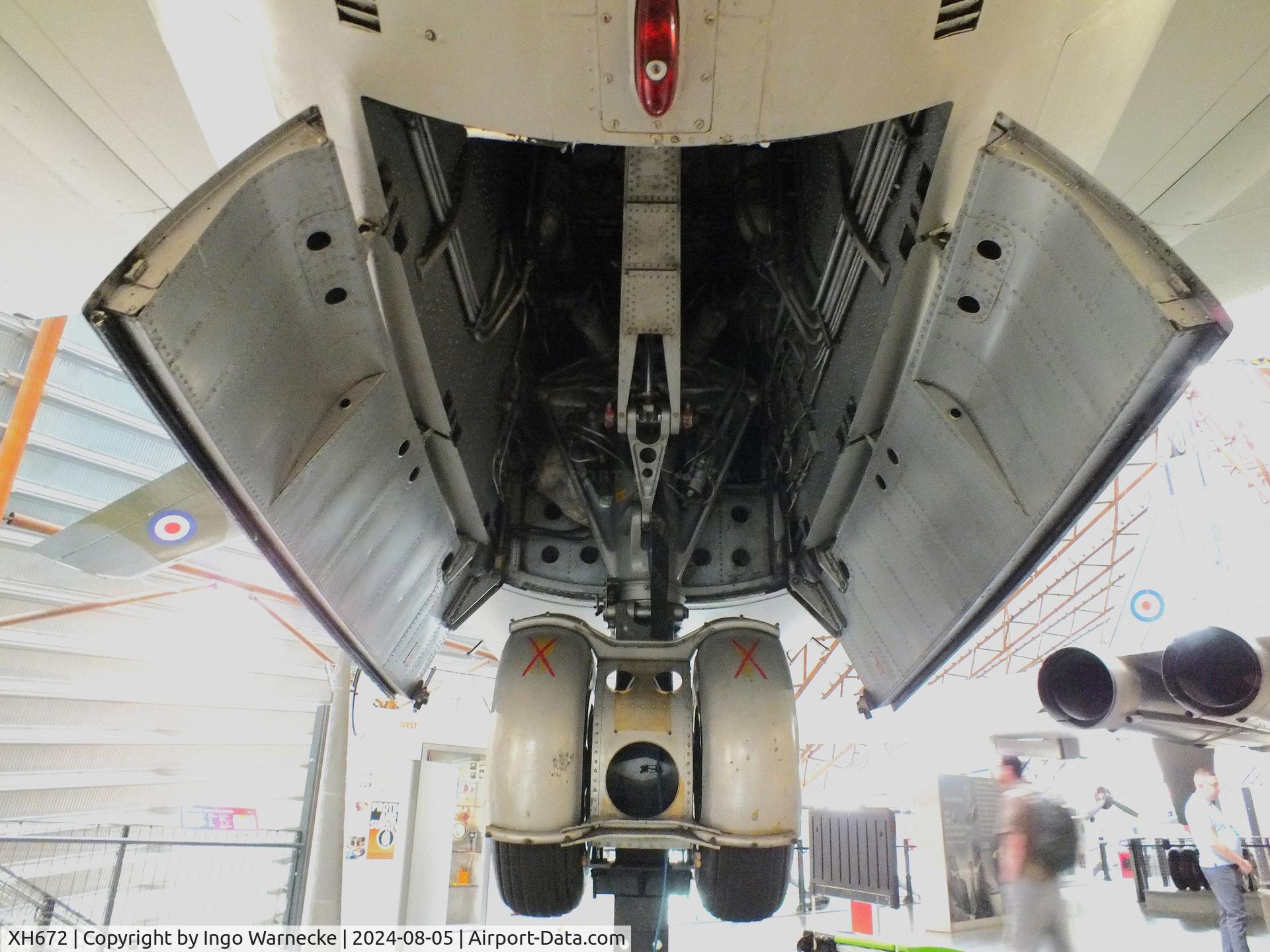 XH672, 1960 Handley Page Victor K.2 C/N HP80/57, Handley Page Victor K2 at the RAF Museum Cosford